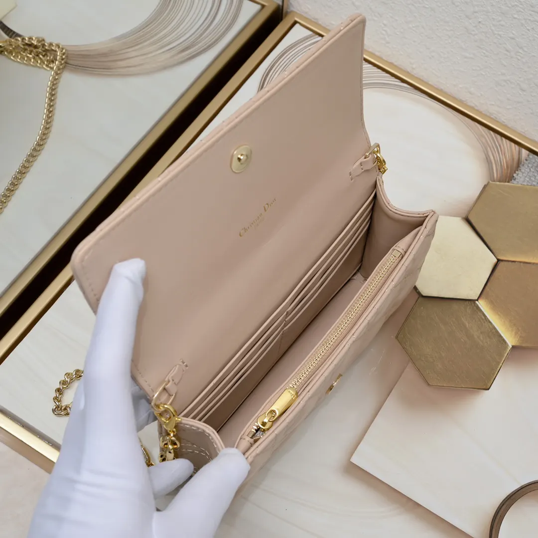 Dior Caro 白色 金色 牛皮 鏈條包 精致鏈條款(數字9) Dior Caro 白色 金色 牛皮 鏈條包 精致鏈條款(數字9)
