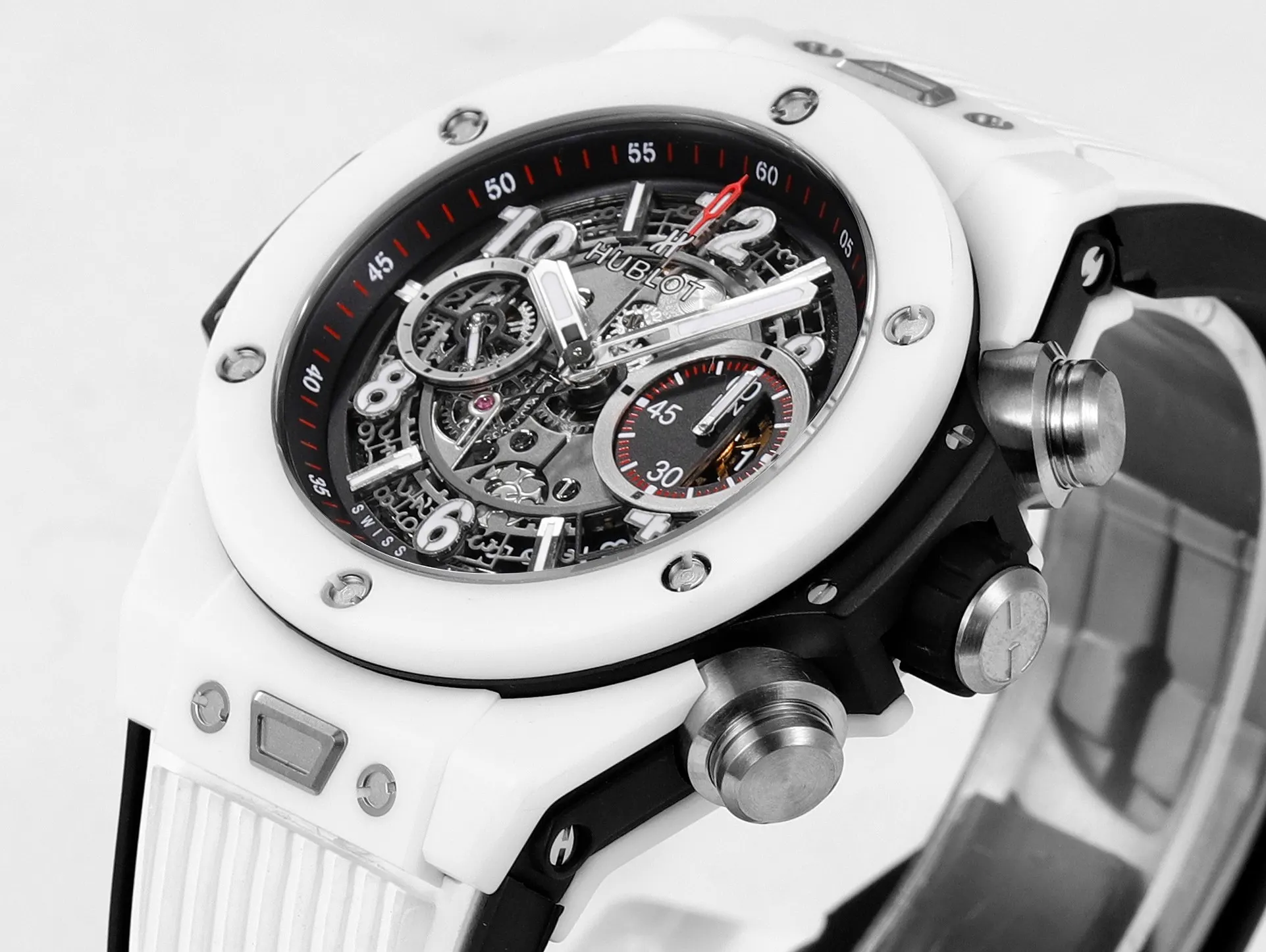 批 全新突破 彩色陶瓷问世 HUBLOT 宇 手表 经典腕表款