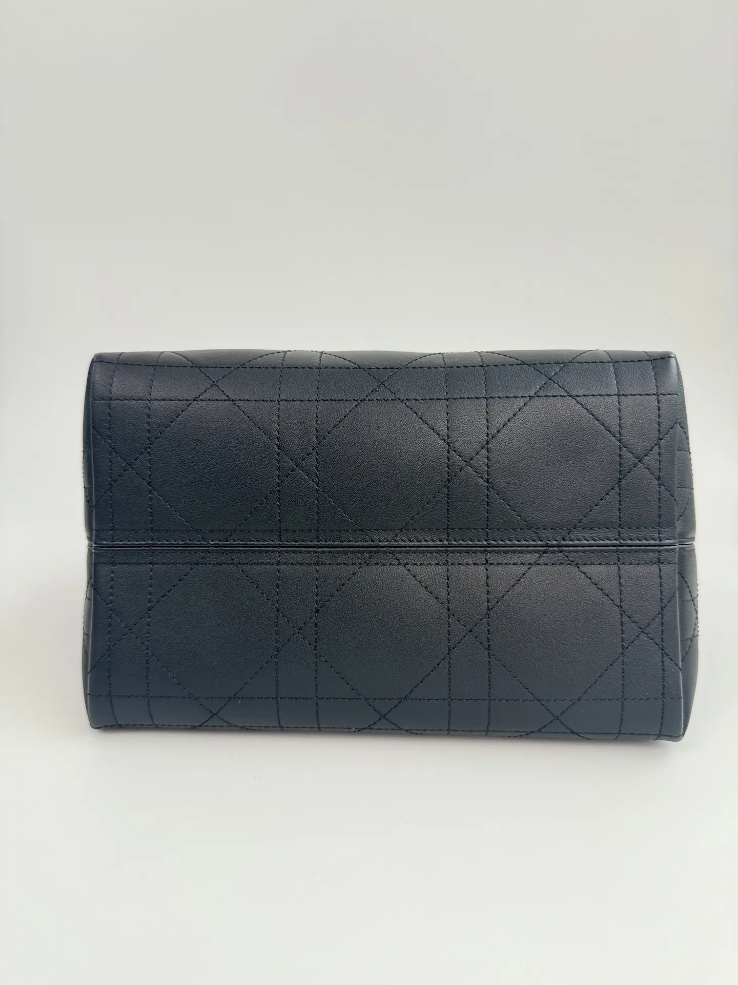 Dior Toujours 黑色小牛皮手袋 手提斜挎(數字4) Dior Toujours 黑色小牛皮手袋 手提斜挎(數字4)