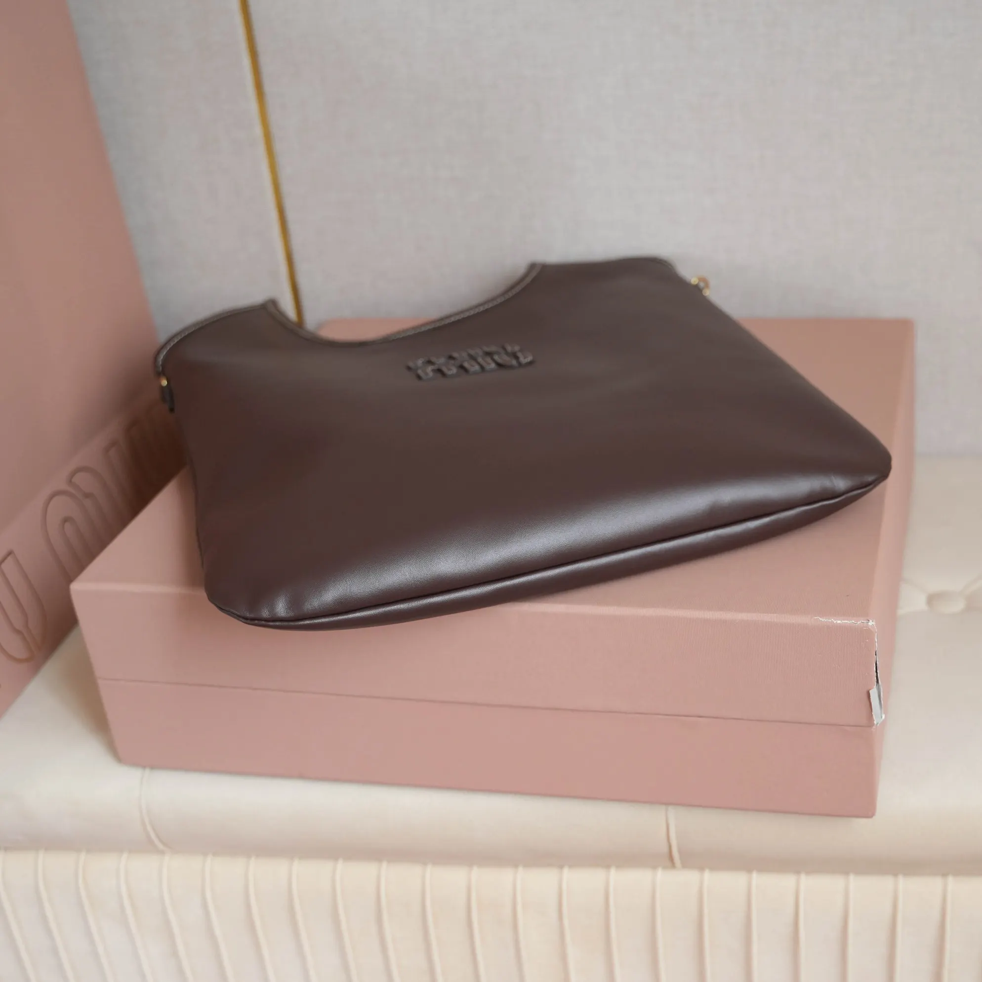 Miu 小牛皮 托特包 大容量托特款