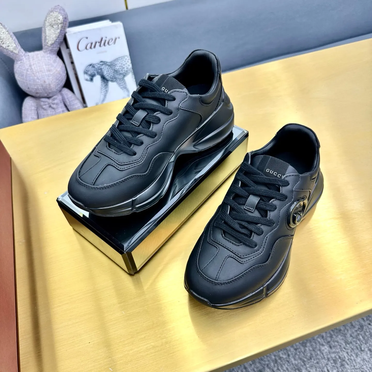 Gucci Logo Sneakers Models 103 Image 3 Gucci Logo Sneakers Models 103 Image 3