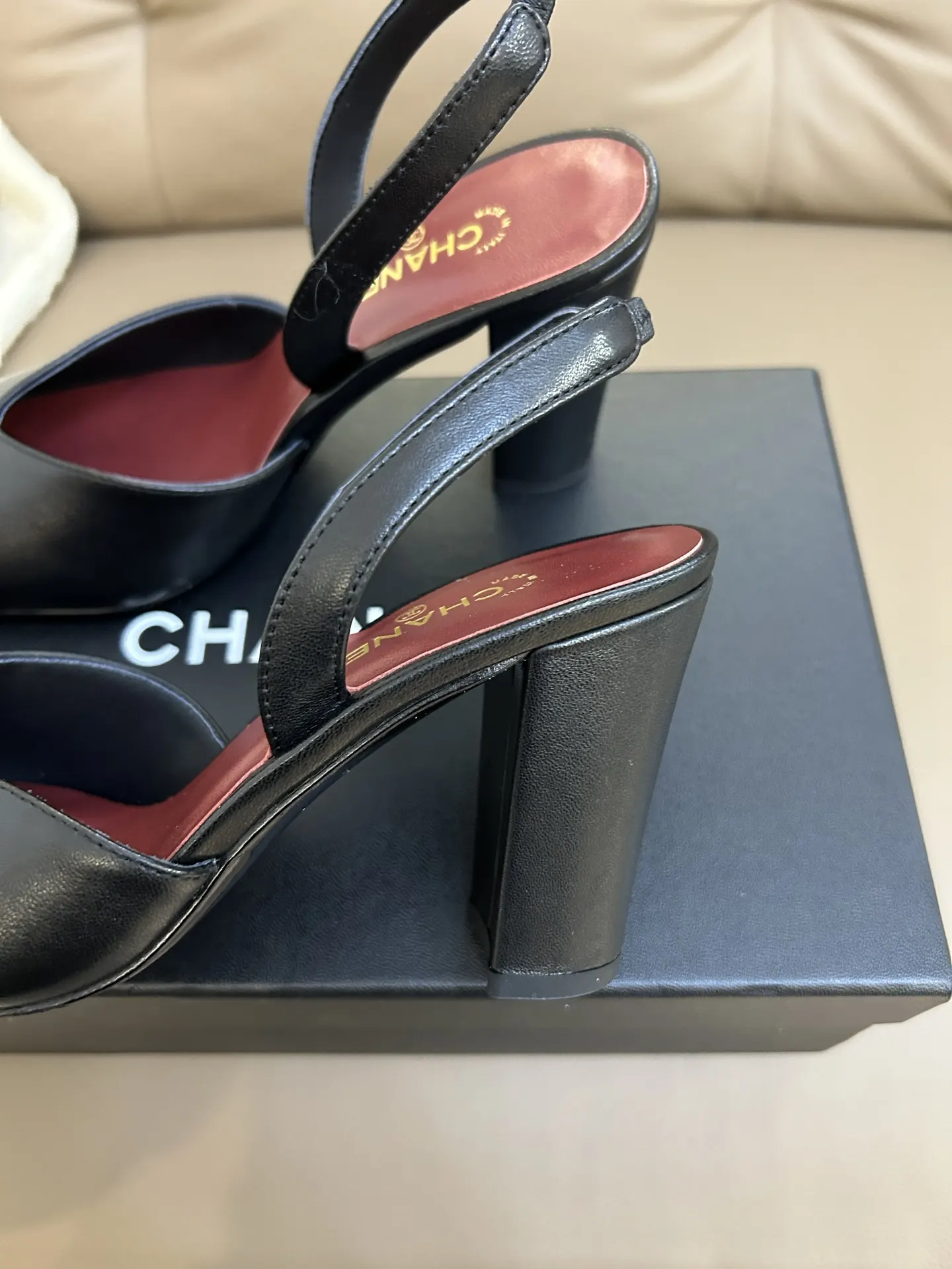 Style 14 Image 7 Style 14 Image 7