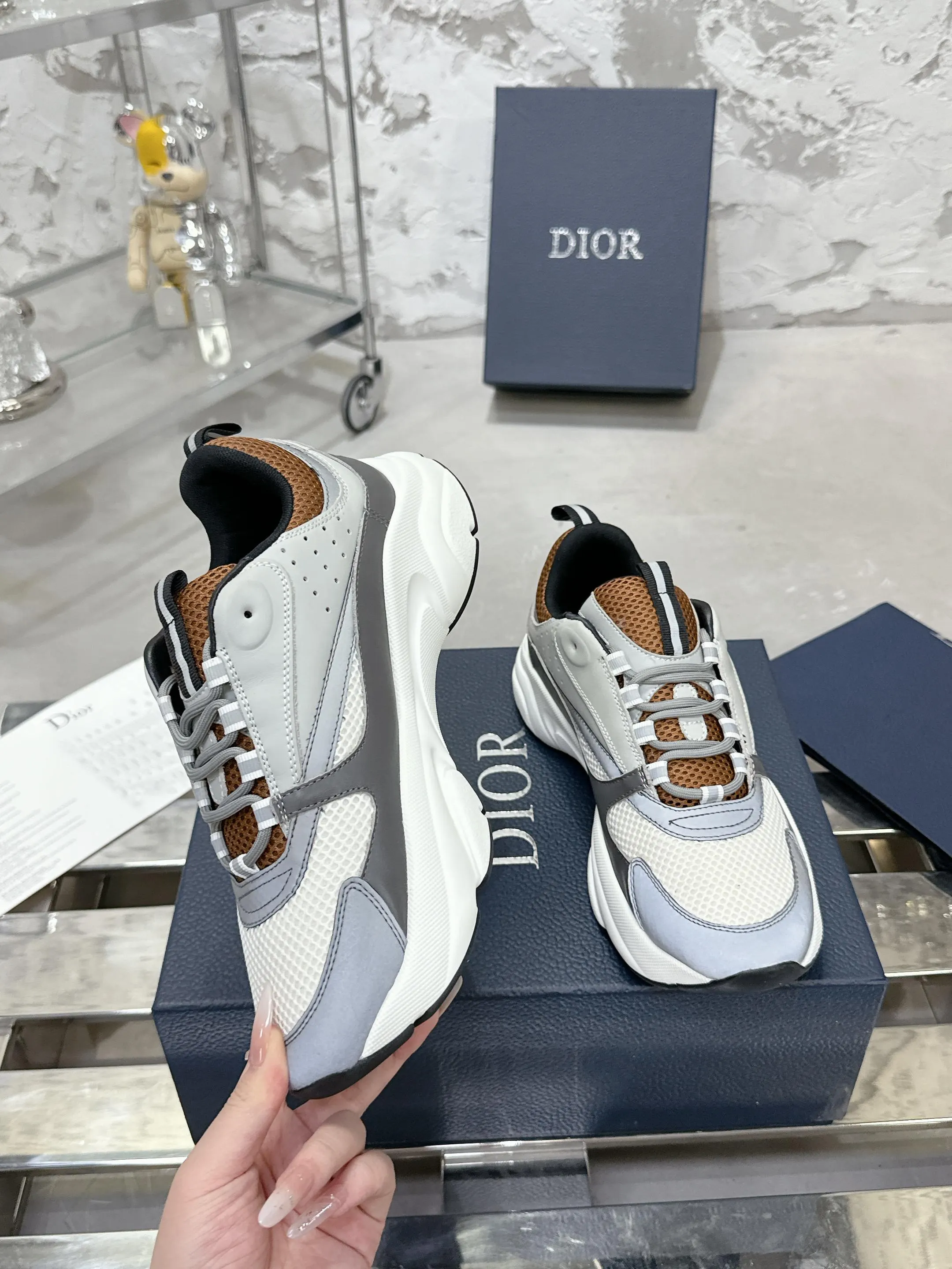 Dior B22 Sneakers