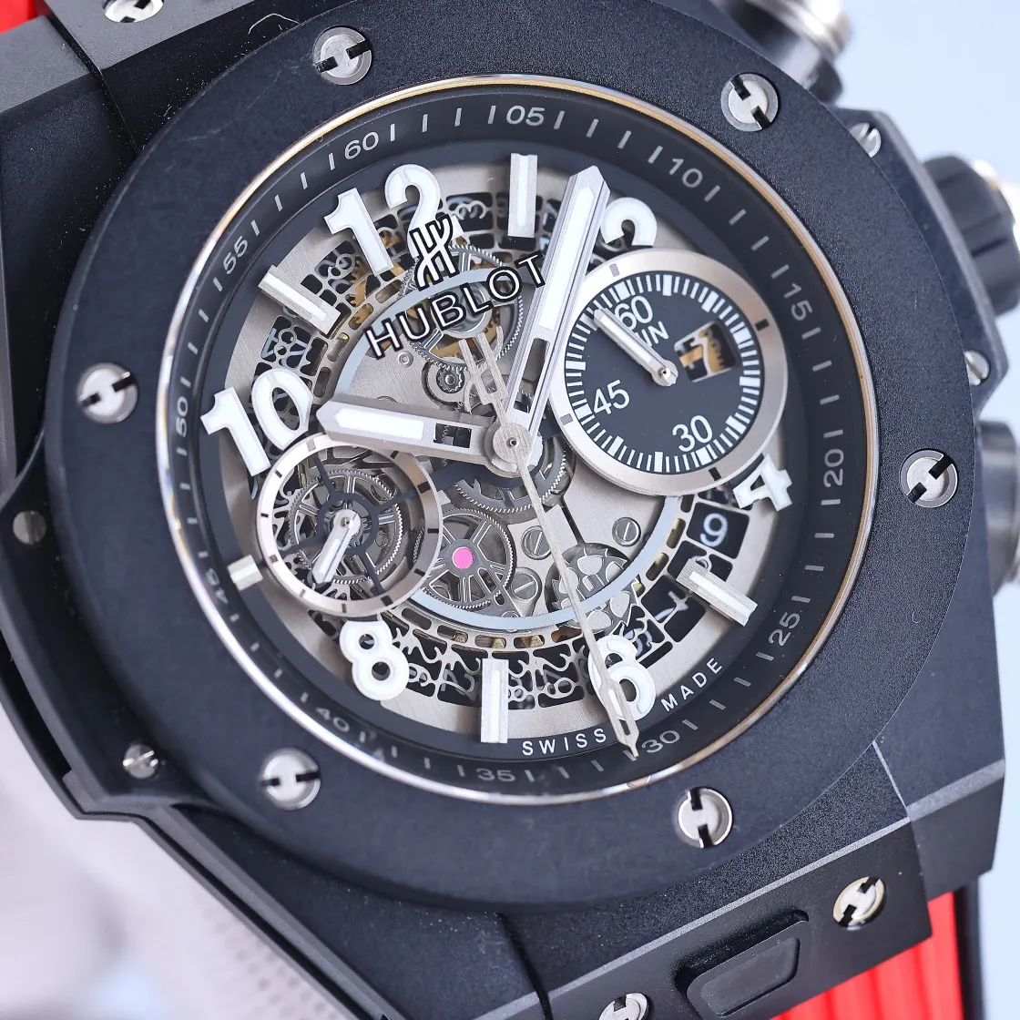 宇舶 恒宝 HUBLOT 英勇无畏 拳拳出击 简 手錶 經典腕表款