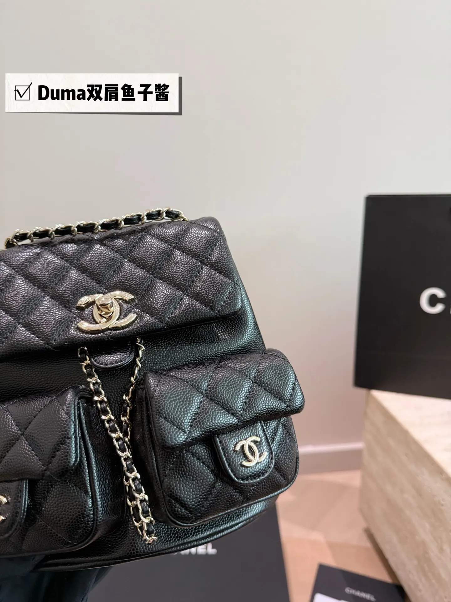 白色 金色 Duma 雙肩包 鱼子酱 浅金色五金 簡約优雅超有辨 实用雙肩款