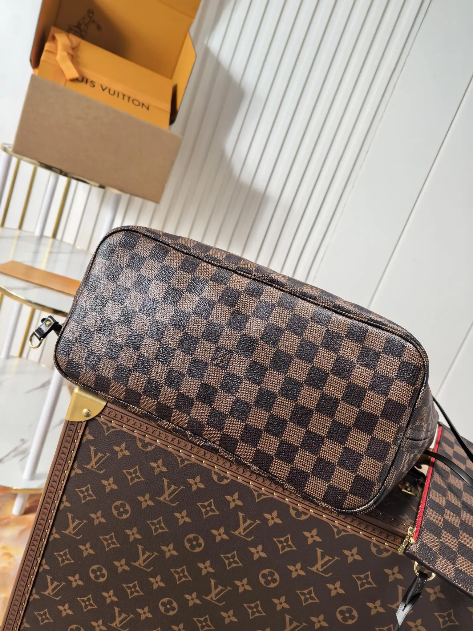 Neverfull 老花 帆布 手拿包 精致手拿款