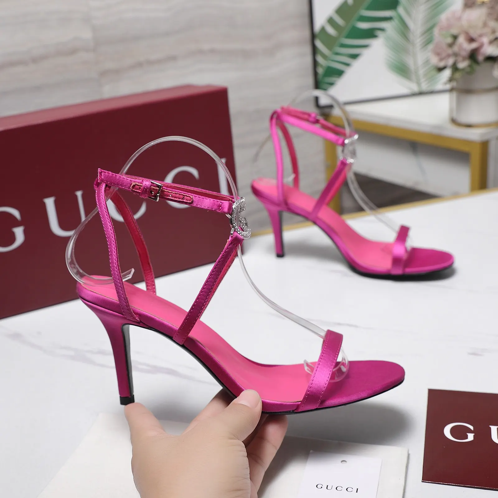 Gucci 高跟鞋