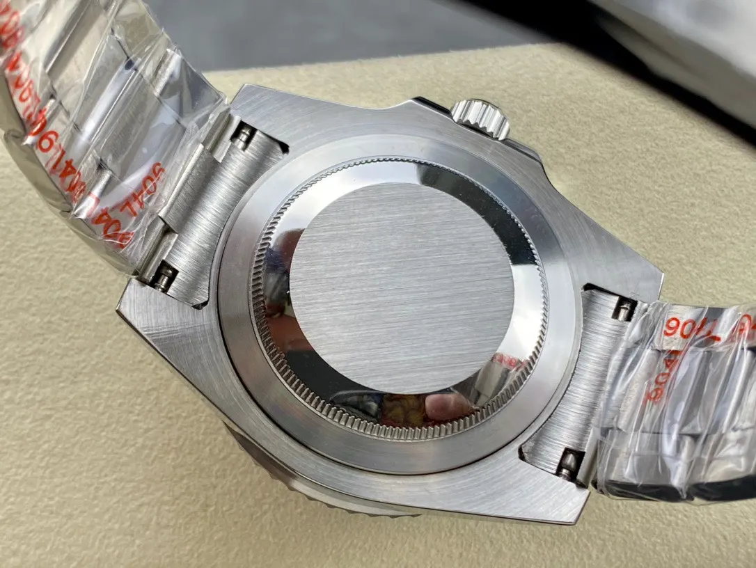 Watch Classic Image 9 Watch Classic Image 9