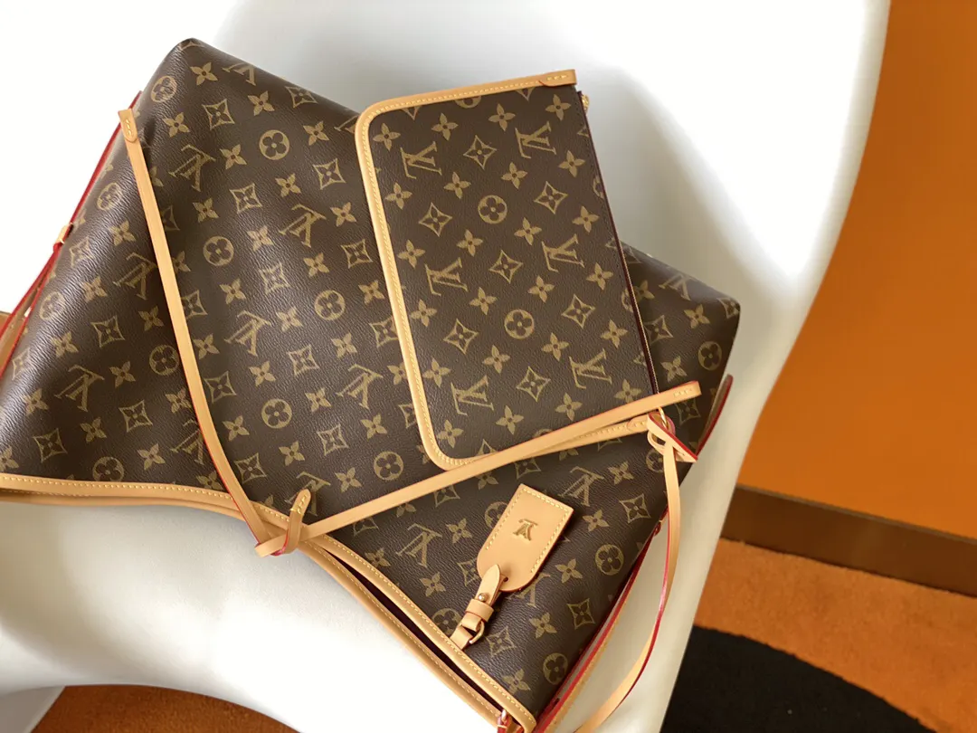LV CarryAll 帆布 手拿包 精致手拿款(數字9) LV CarryAll 帆布 手拿包 精致手拿款(數字9)