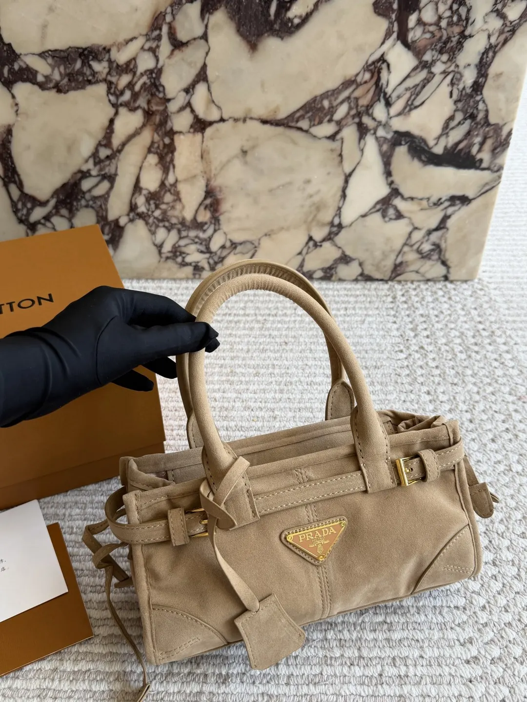Prada 手提包