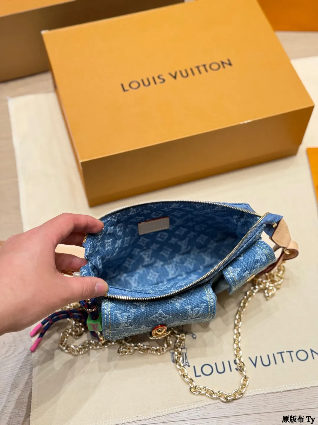 LV 老花 牛仔 Mo鏈條包 精致鏈條款