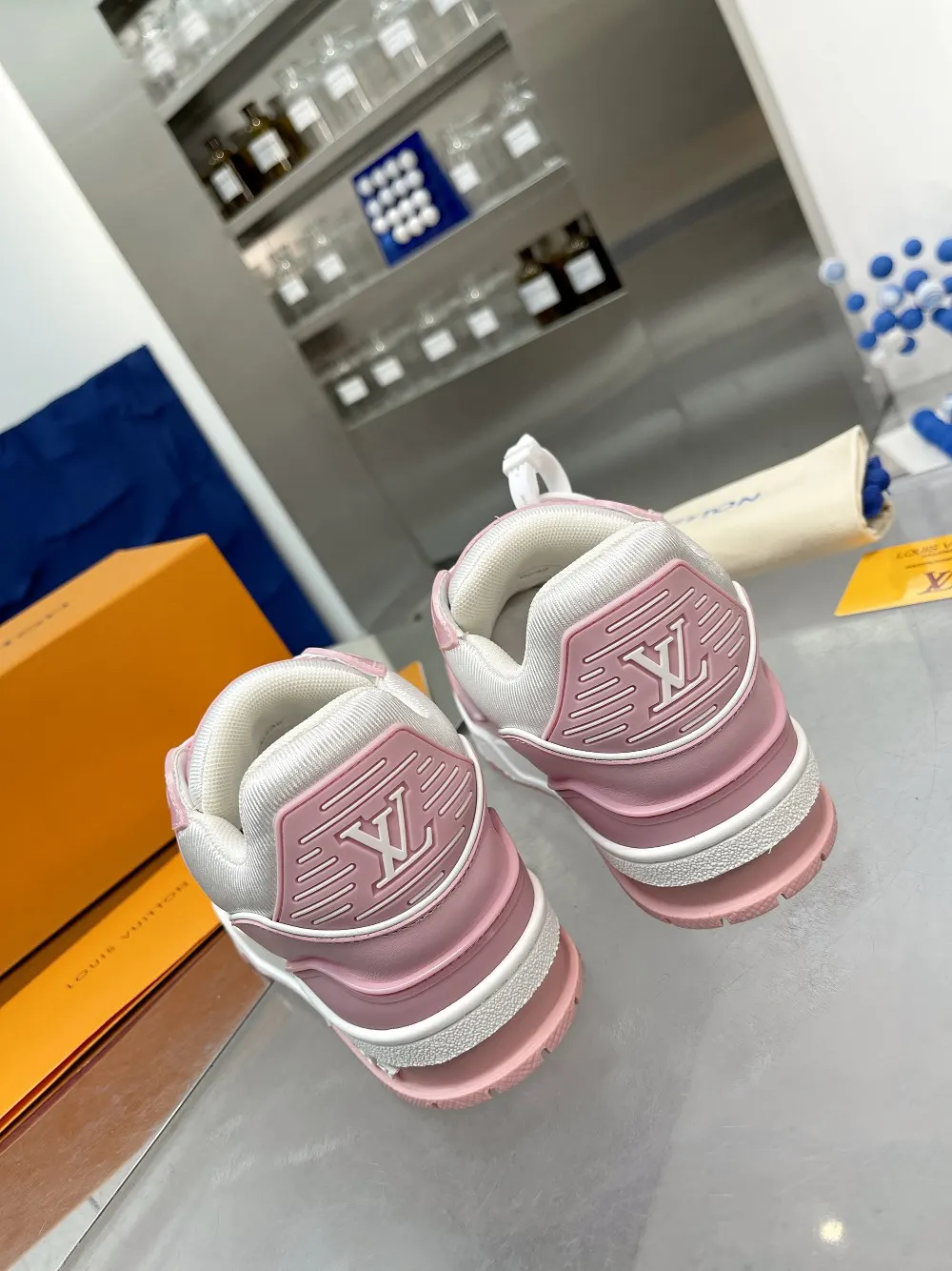 Louis Vuitton 运动鞋