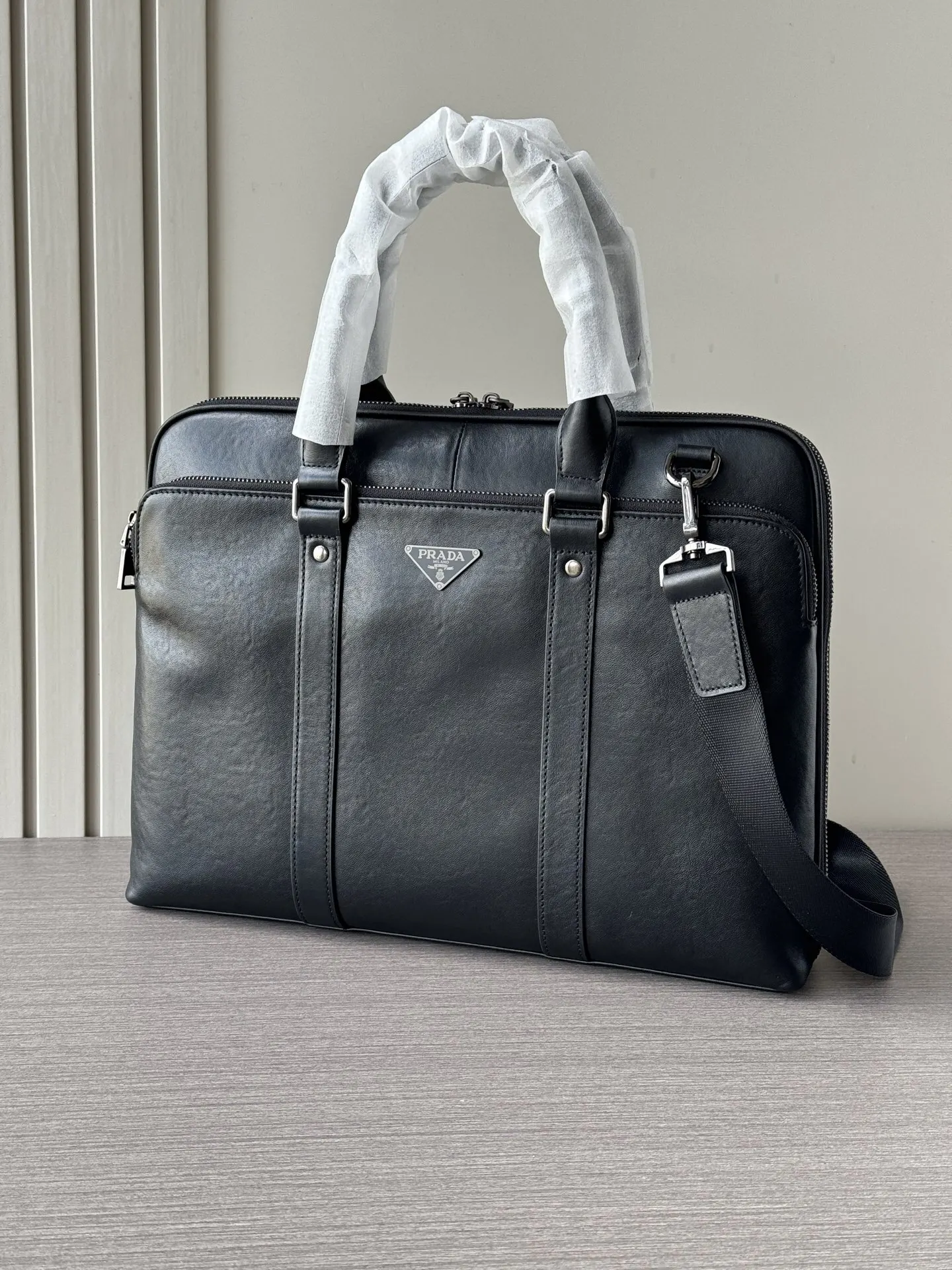 Prada 黑色 啡色 小牛皮 公文包 商务通勤款