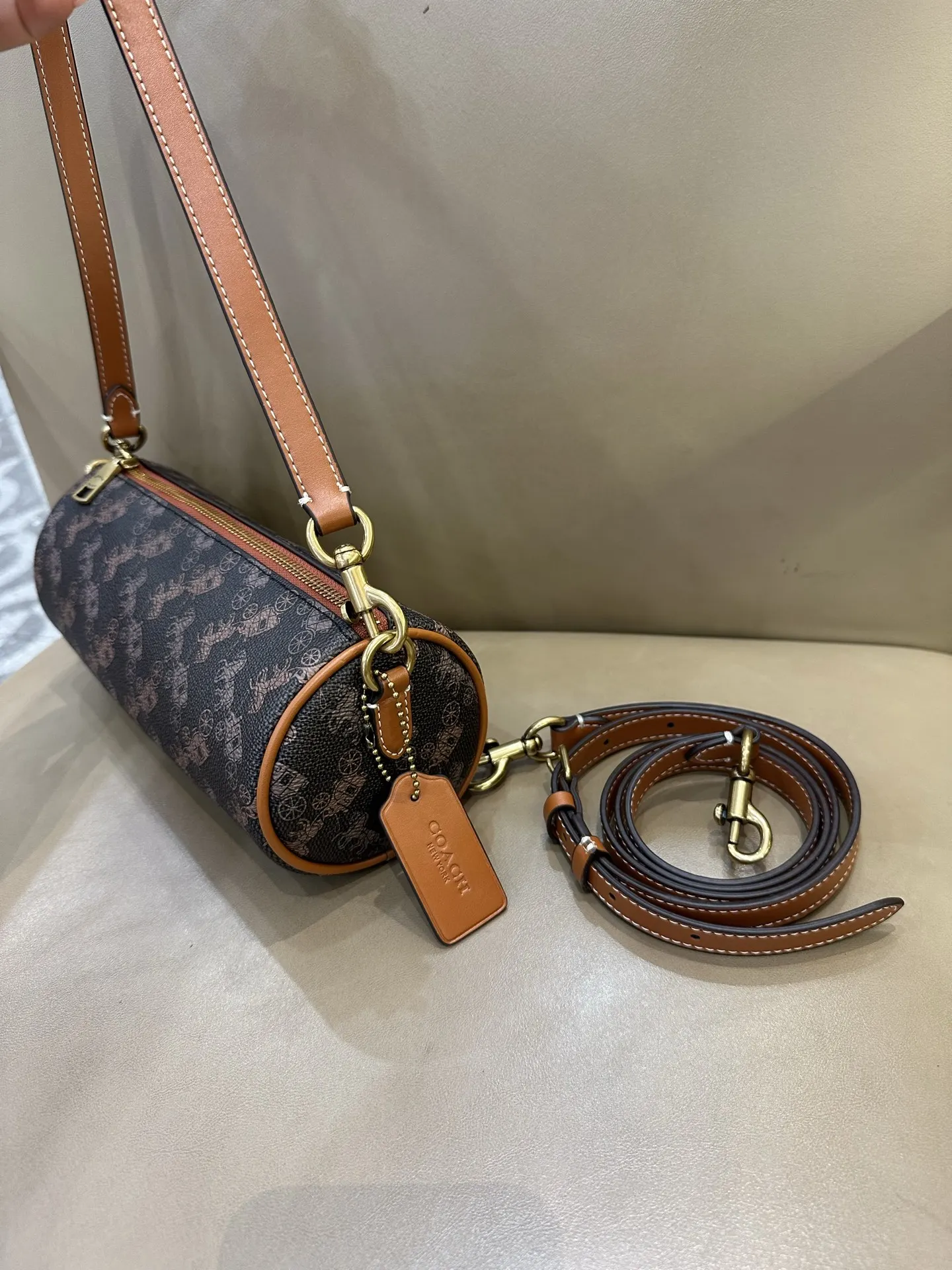 Monogram Shoulder Bag Vintage Leather