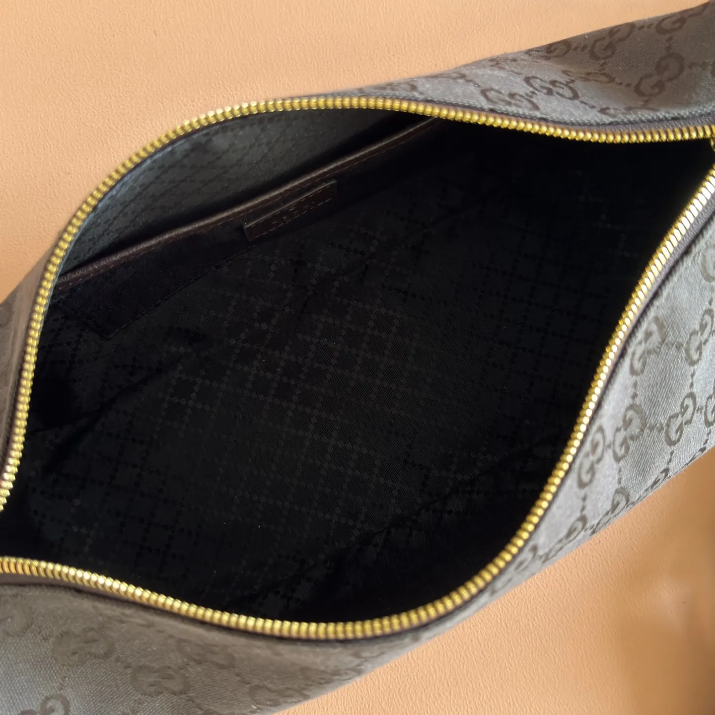 Gucci 棕色 金色 牛皮 腋下包 復古腋下背款