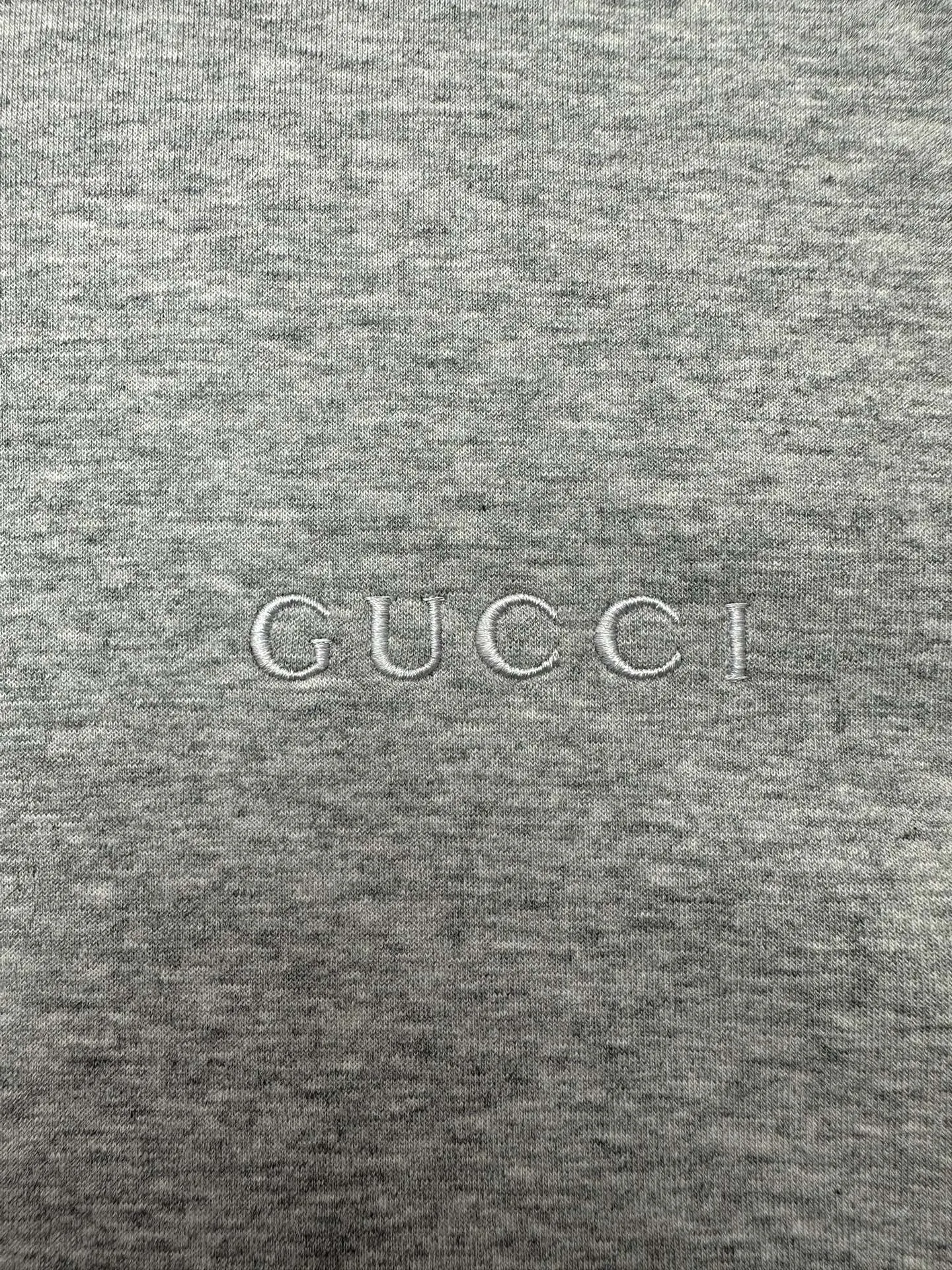 Gucci 灰色 印花 卫衣
