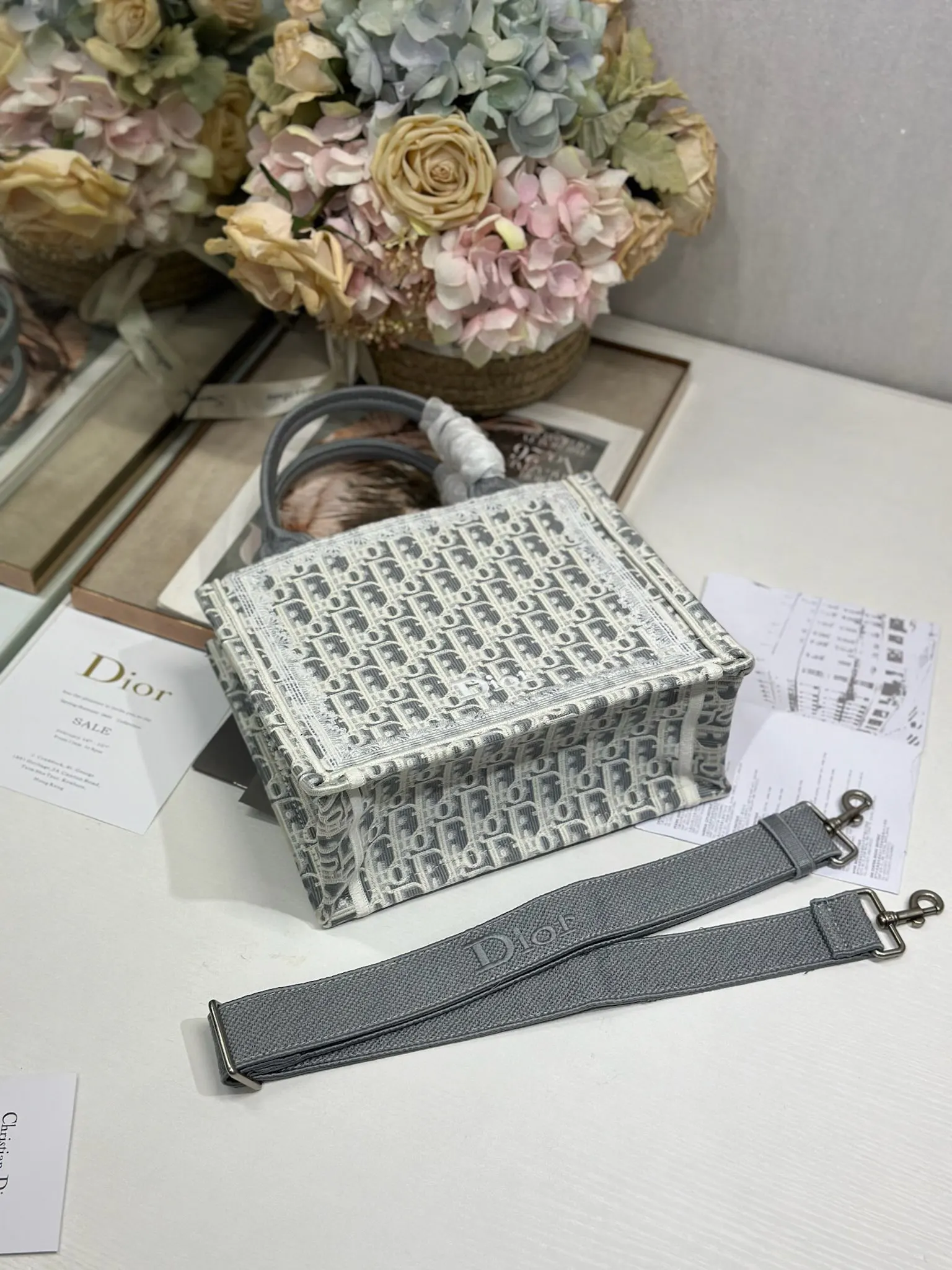 Book Tote 小小的包型装点零碎的小东西也很方便呐～ 用 时髦 托特包 大容量托特款
