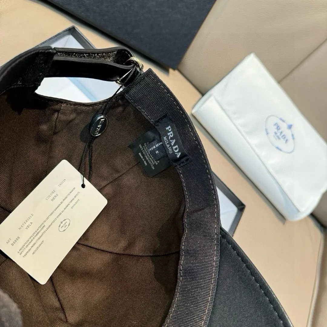 PRADA 牛皮 棉质 刺绣 帽子 精致搭配款