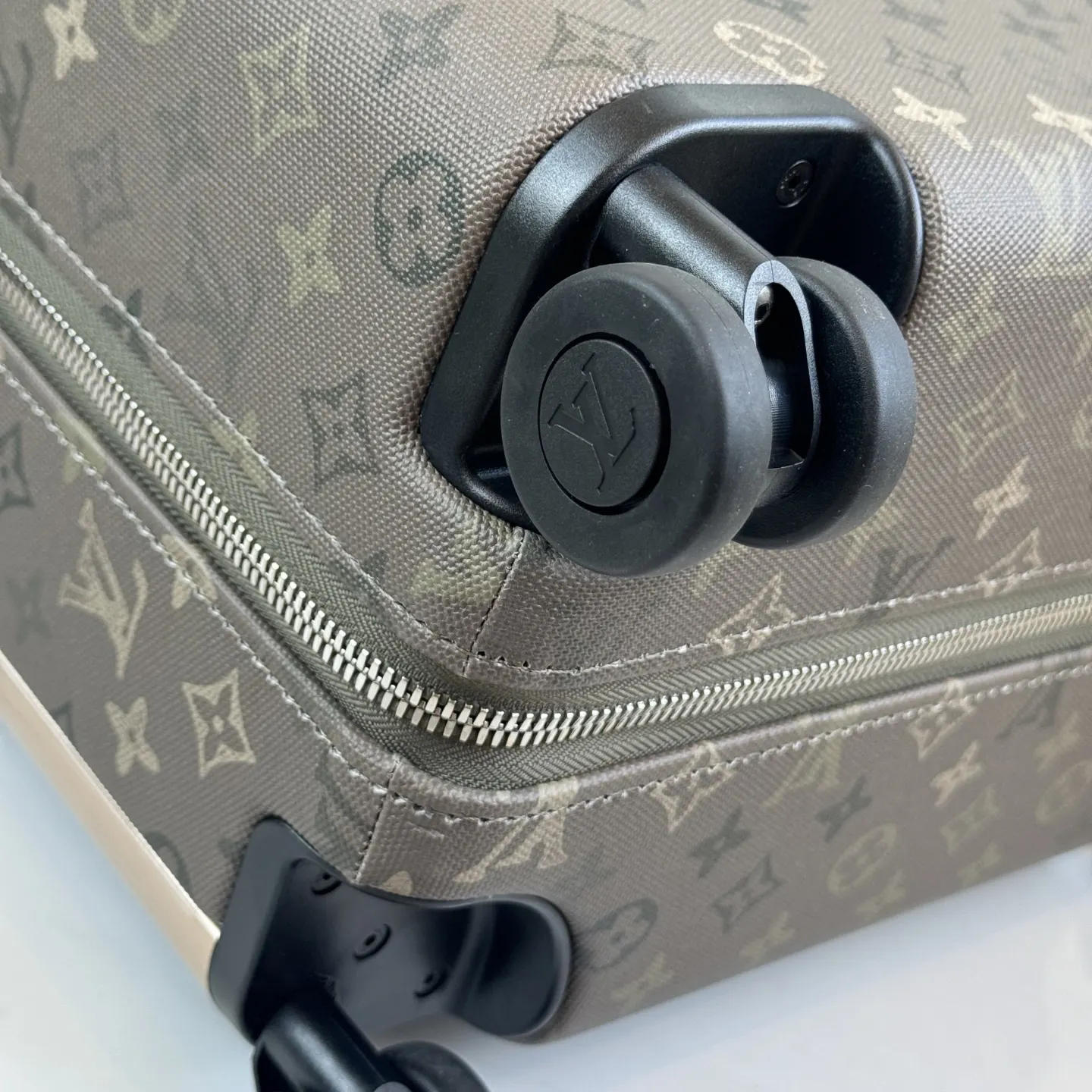 LV 老花 绿色 Mo行李箱 旅行拉杆款 轻便出行款