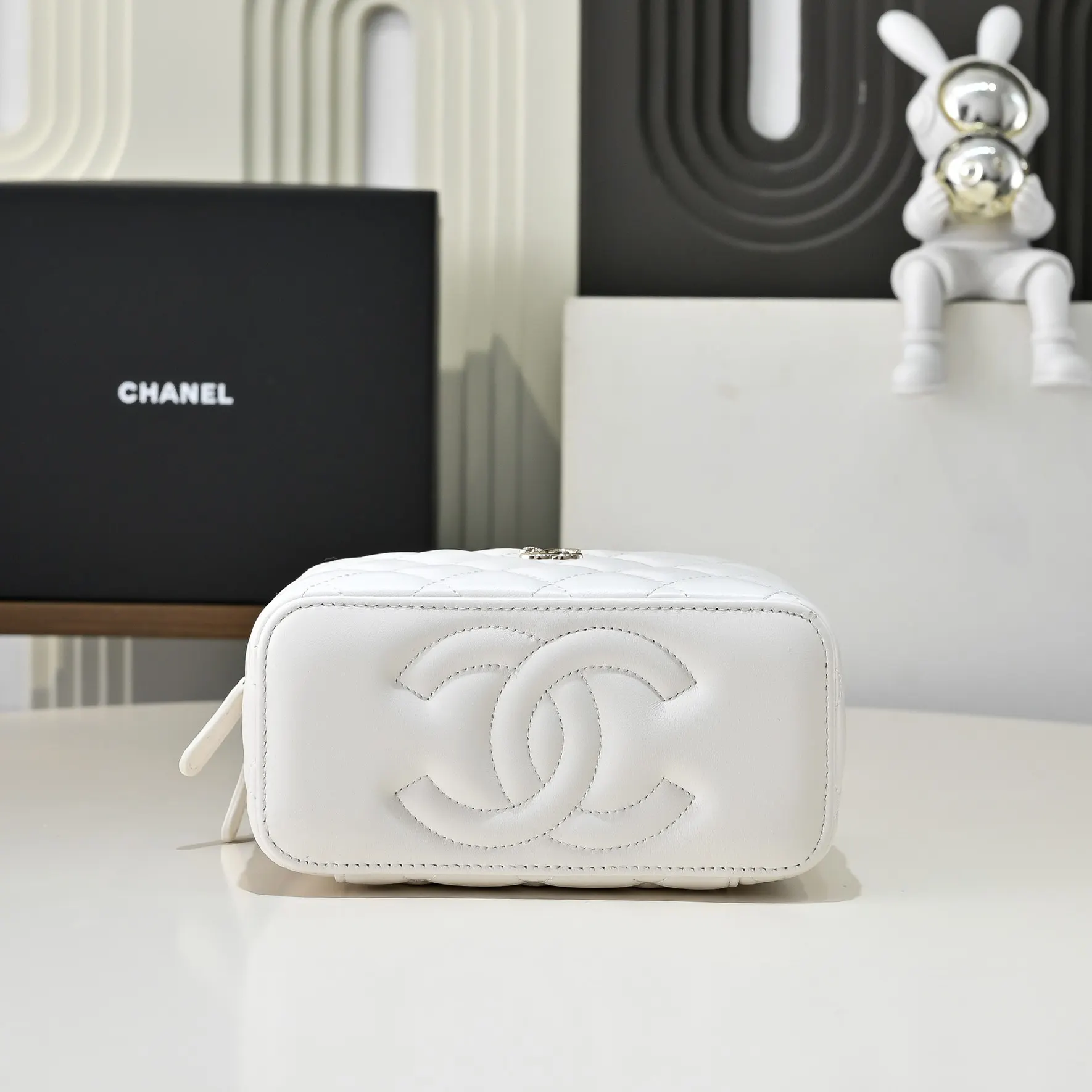 Cosmetic Pouch