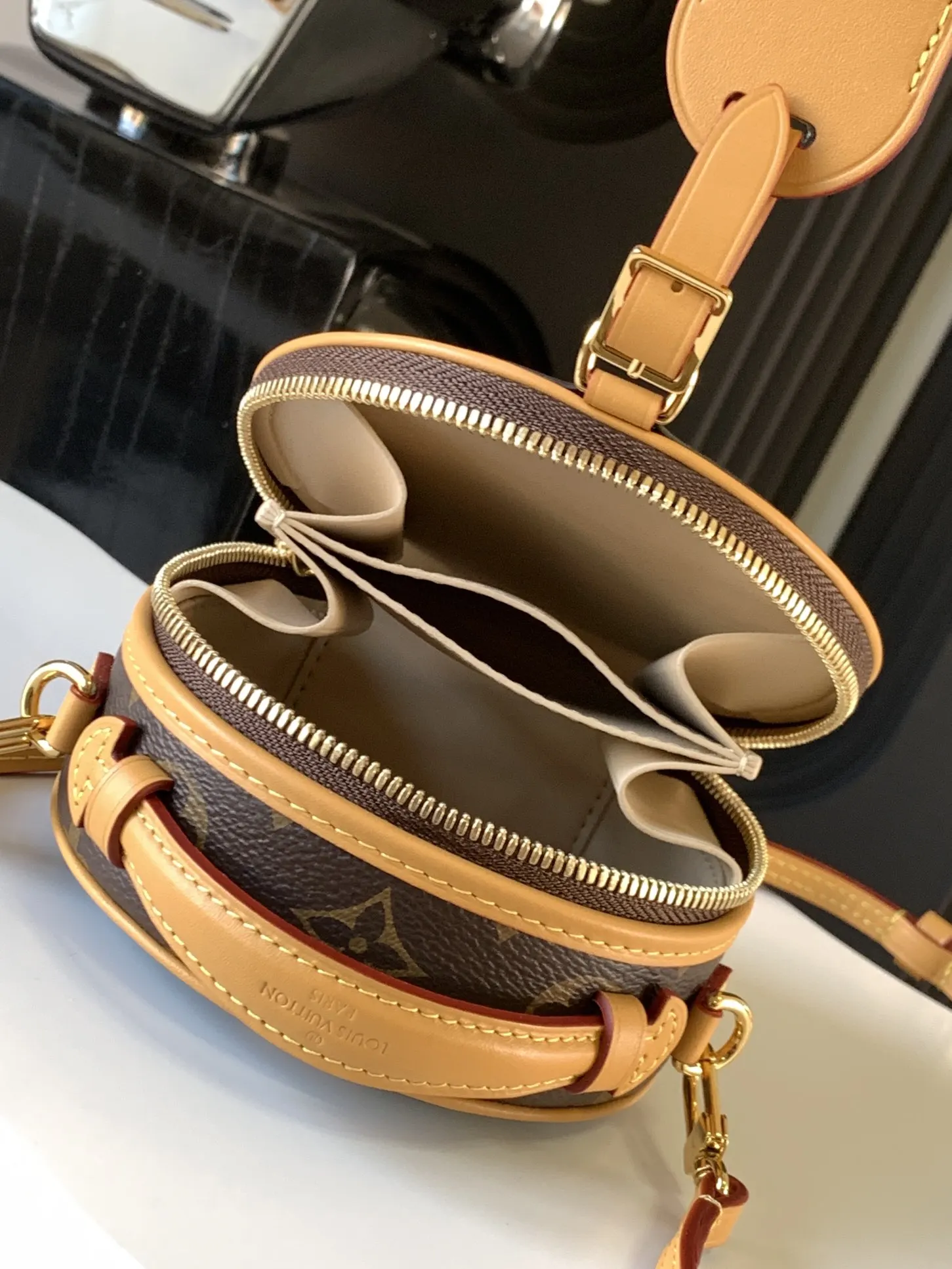 LV M44699 包袋 精选款