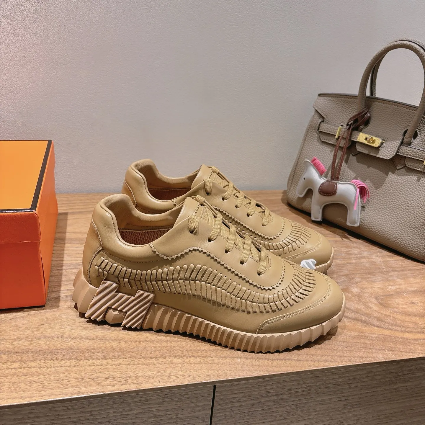 Hermès SS 运动鞋