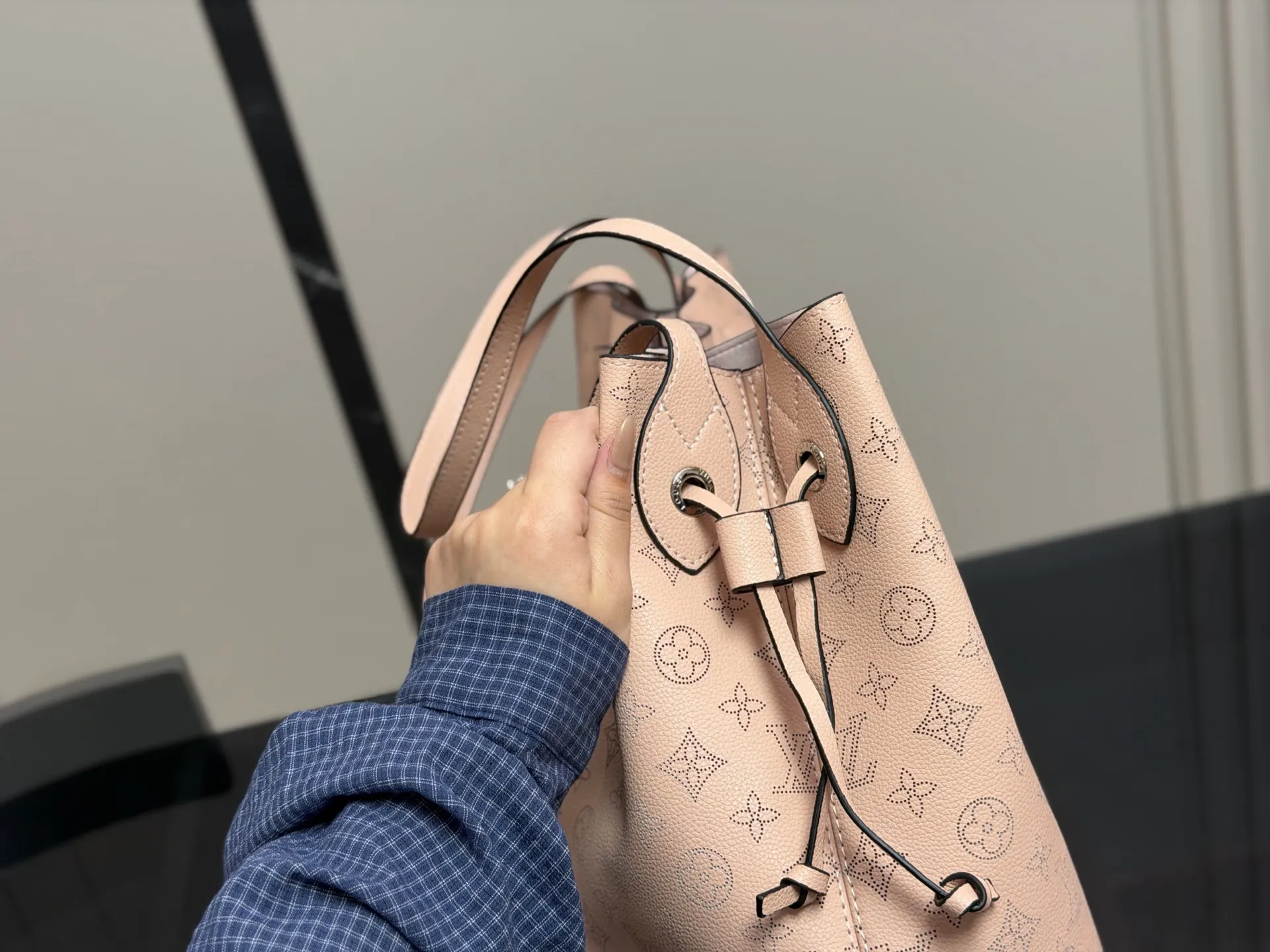 LV 月光女神水桶包 中古vinta 休闲水桶款
