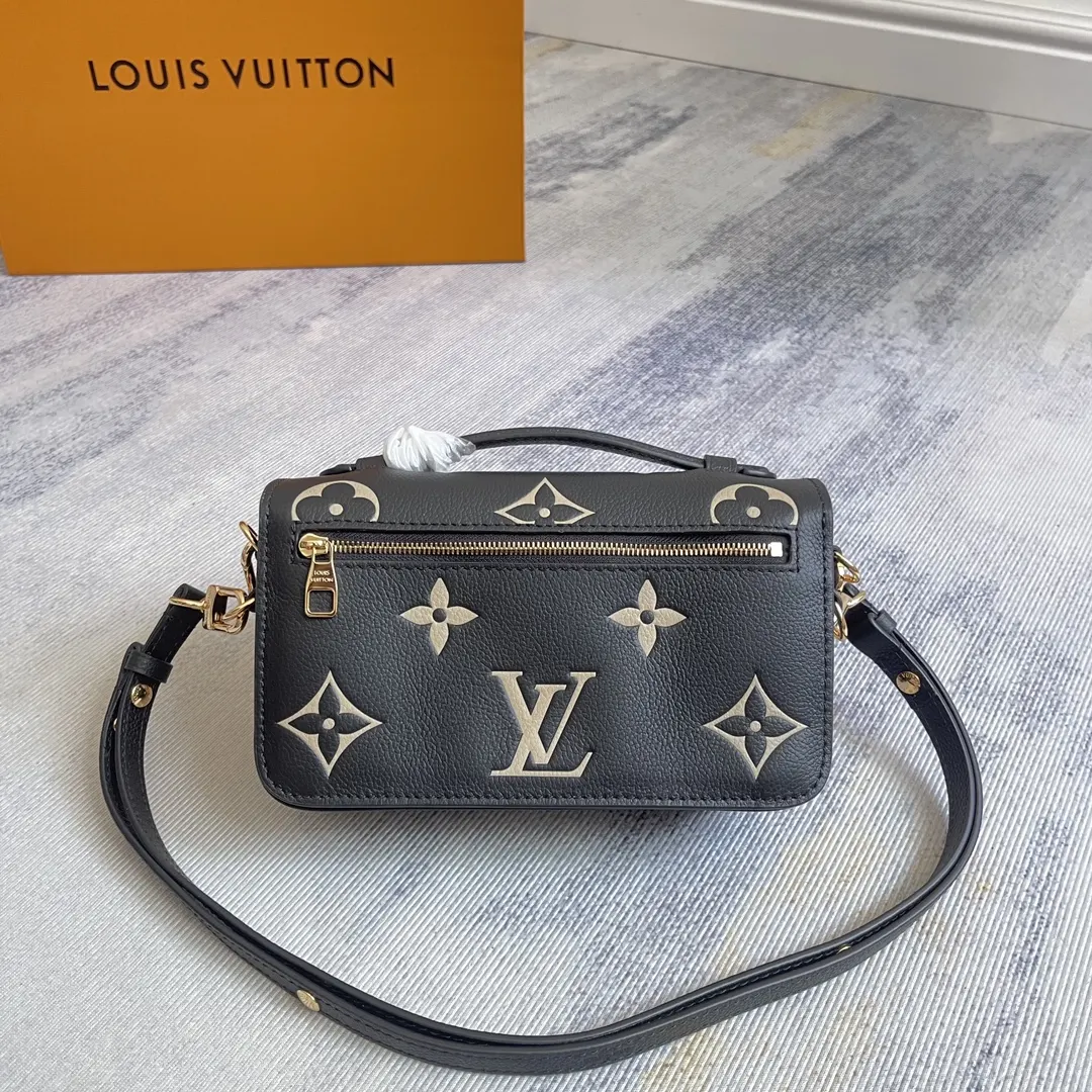 Black Chain Bag Leather