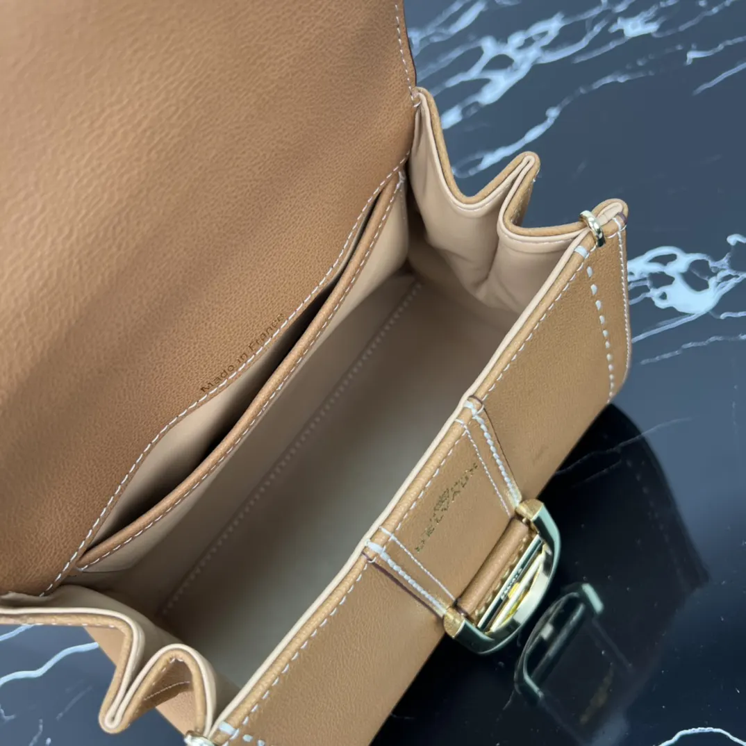 Louis Vuitton Top Handle Bag Commuter Leather Image 9 Louis Vuitton Top Handle Bag Commuter Leather Image 9