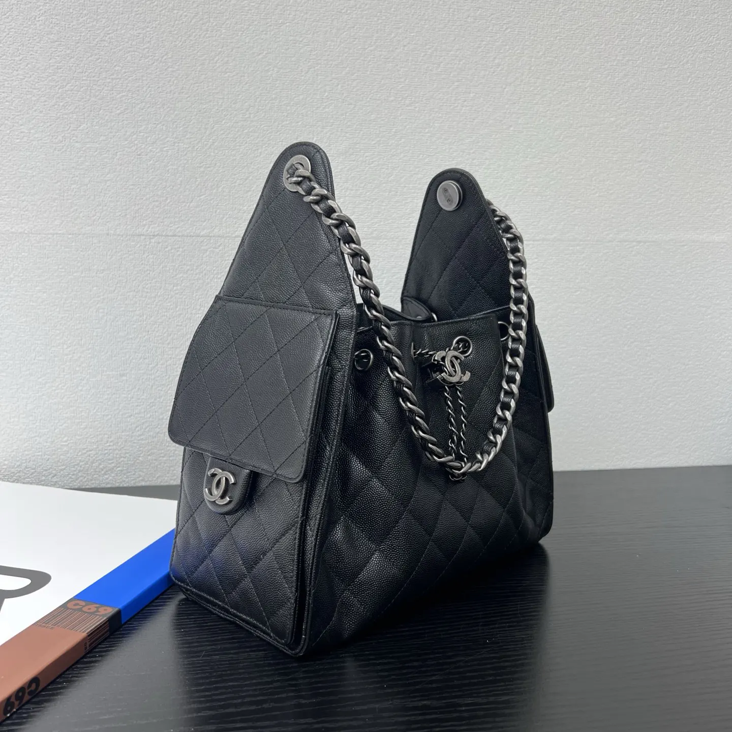 Chanel 深藍色牛皮Hobo腋下包 單肩