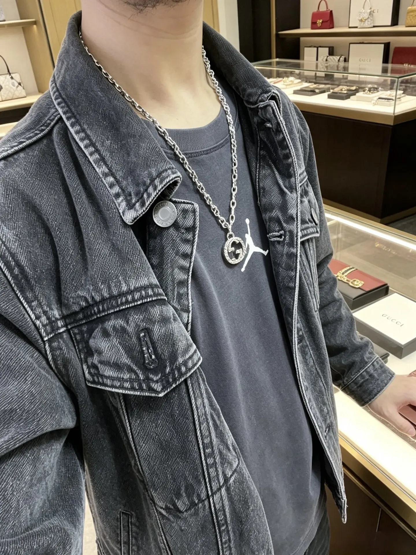 Gucci 链条包 单肩斜挎