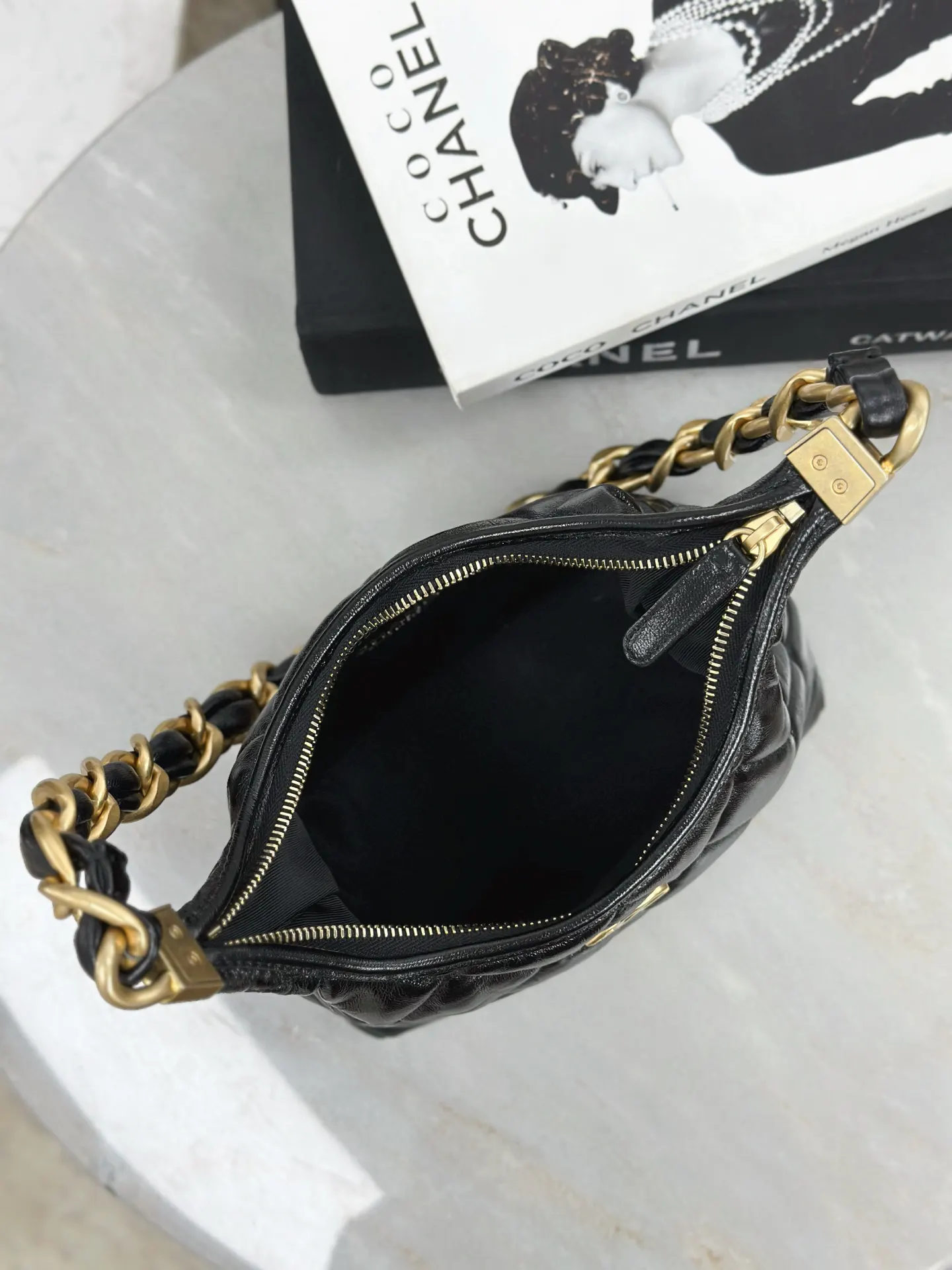 Chanel Oil Wax Sheepskin Hobo Underarm Bag One Shoulder Back