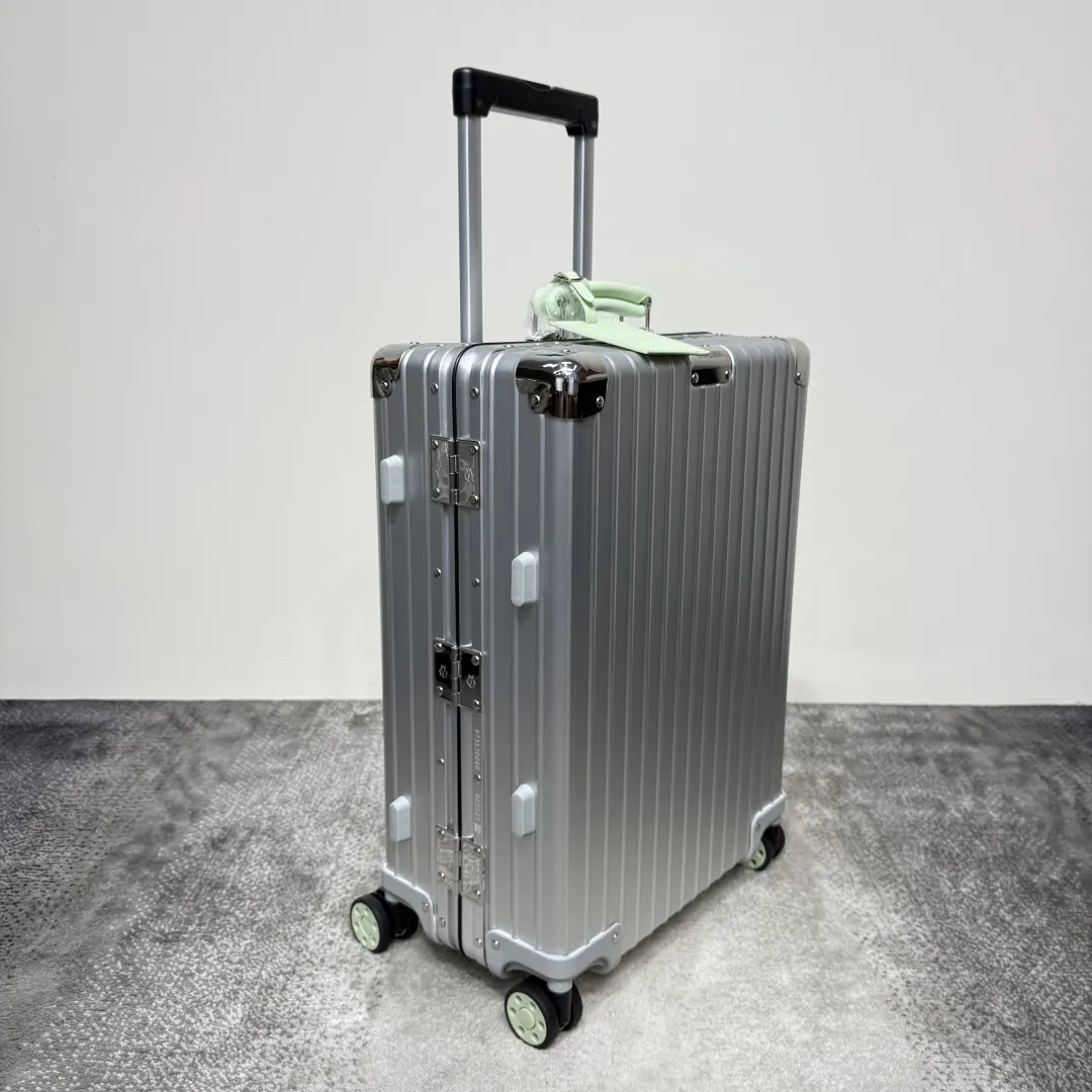Black Silver Suitcase Travel Lightweight