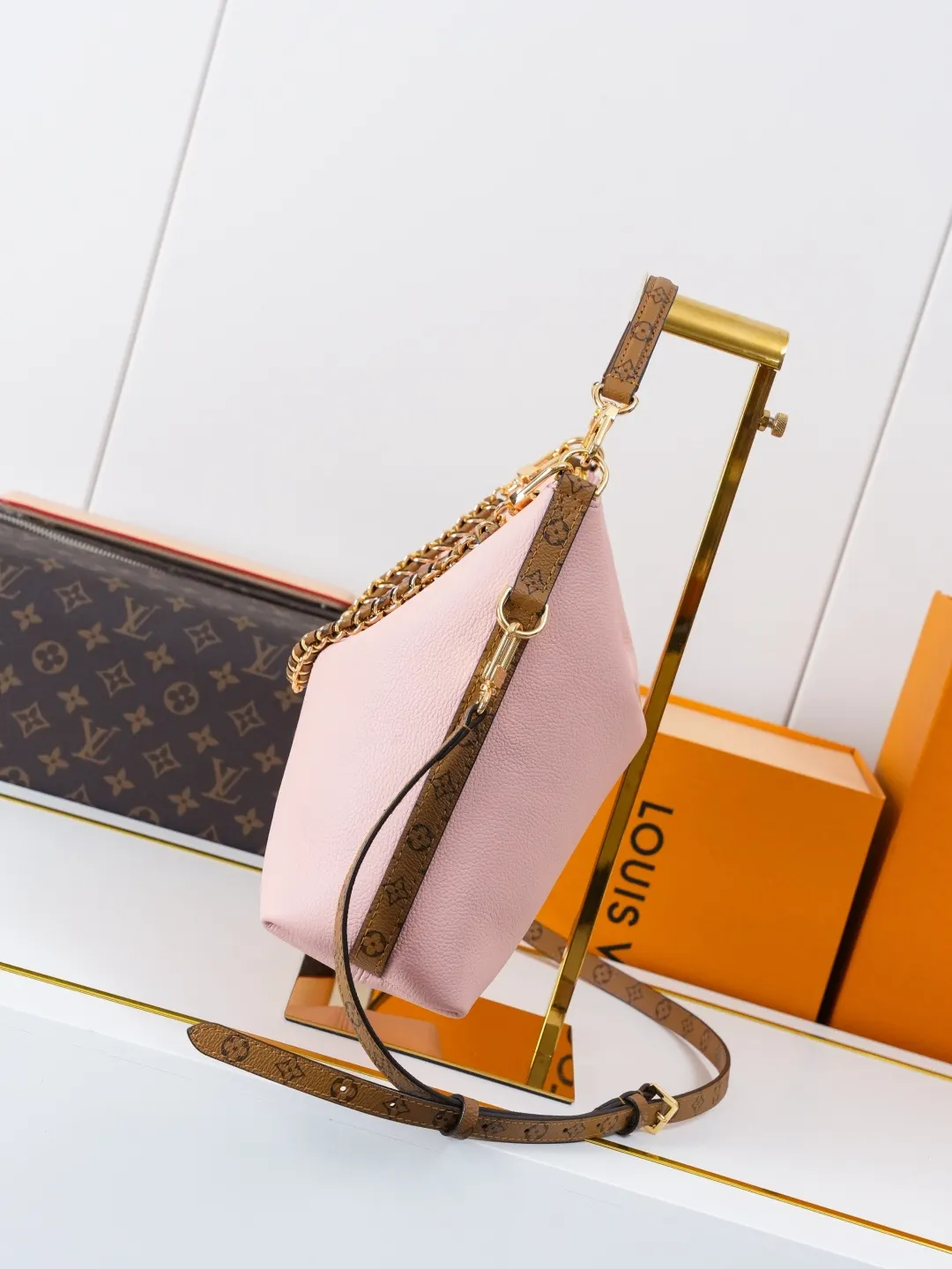 Chain Bag Leather