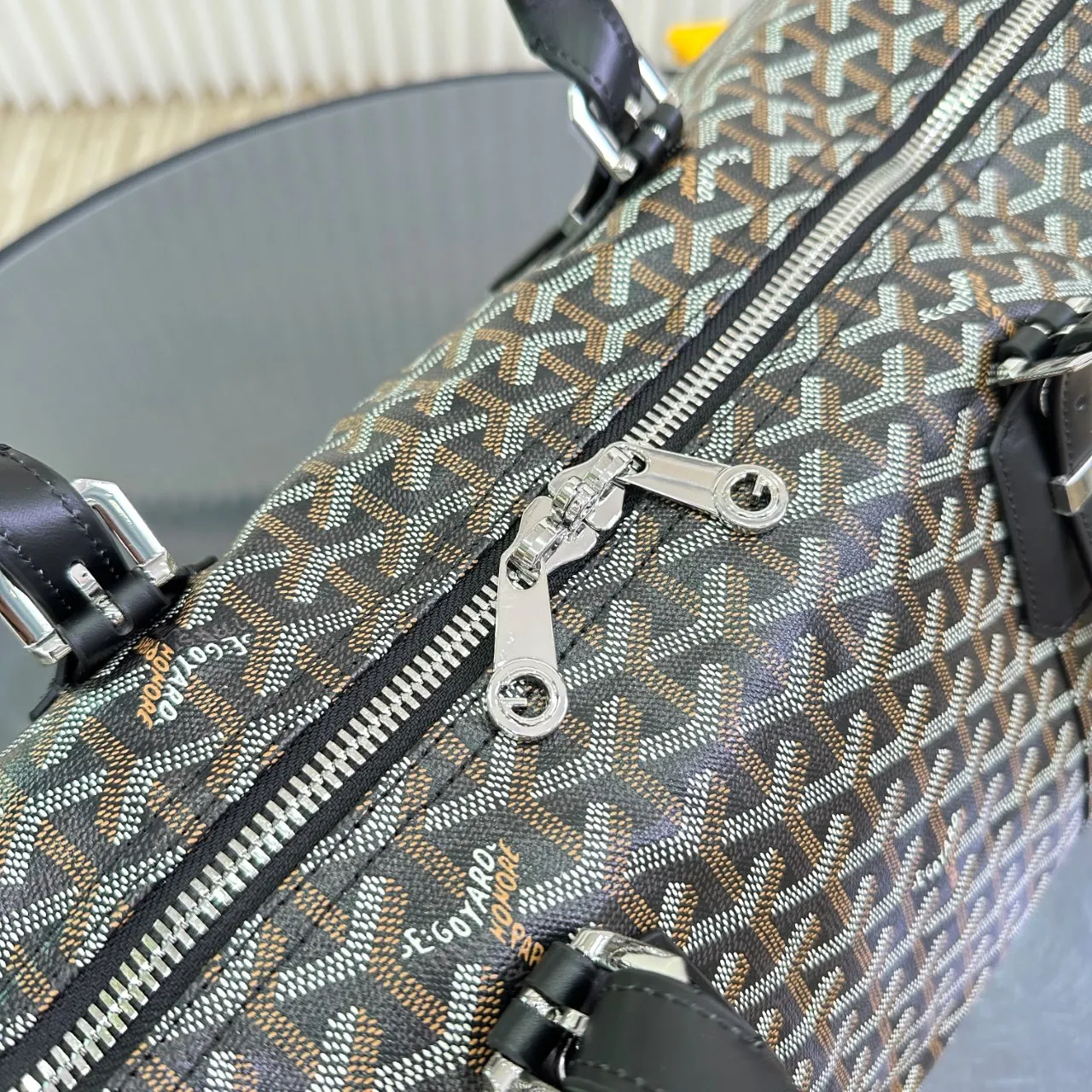 Goyard 黃色 BOSTON 旅行袋適合在机舱内使用 通过搭 一 大容量旅行款(數字9) Goyard 黃色 BOSTON 旅行袋適合在机舱内使用 通过搭 一 大容量旅行款(數字9)