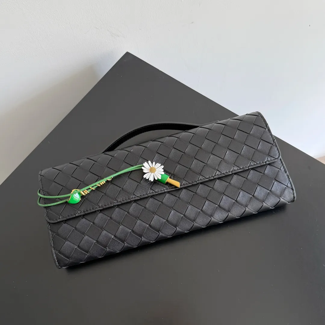 Bottega Veneta 金色 手拿包 精致手拿款