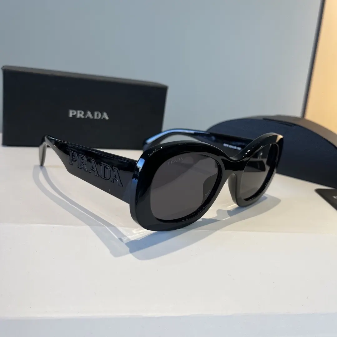 Prada 太阳眼镜 時尚遮阳 太陽鏡