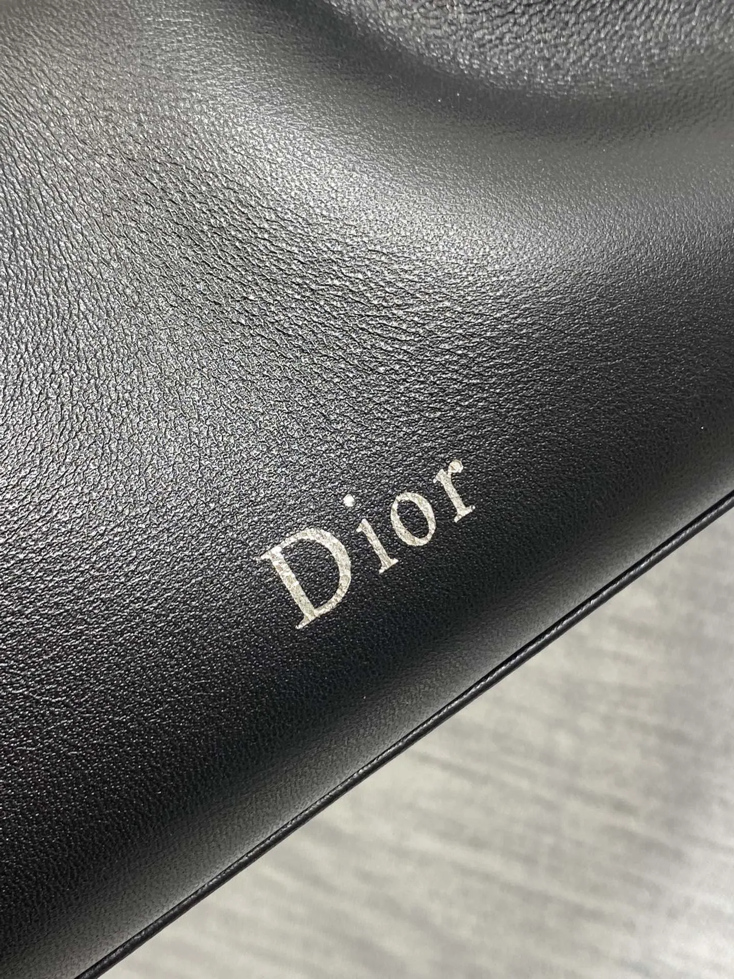Dior 小牛皮鏈條包 手提斜挎(數字4) Dior 小牛皮鏈條包 手提斜挎(數字4)