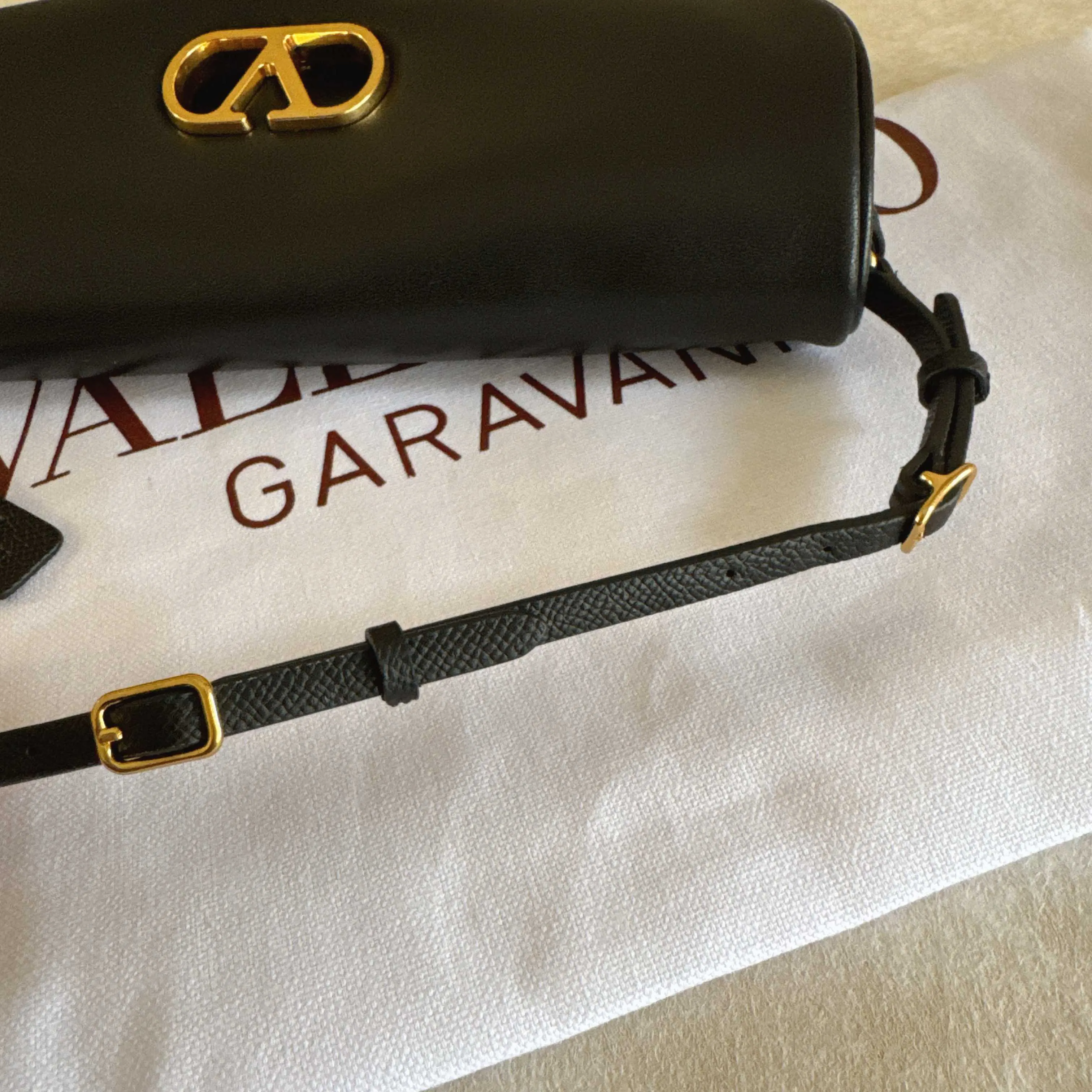 Shoulder Bag Leather Image 9 Shoulder Bag Leather Image 9
