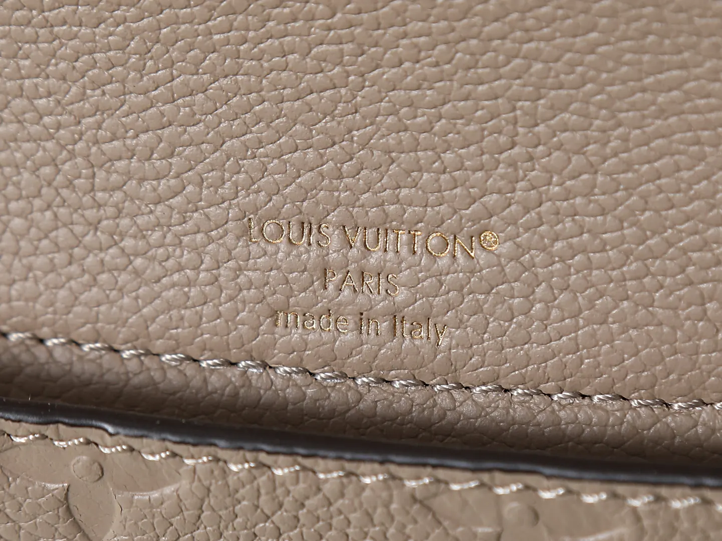 Louis Vuitton Métis Shoulder Bag Commuter