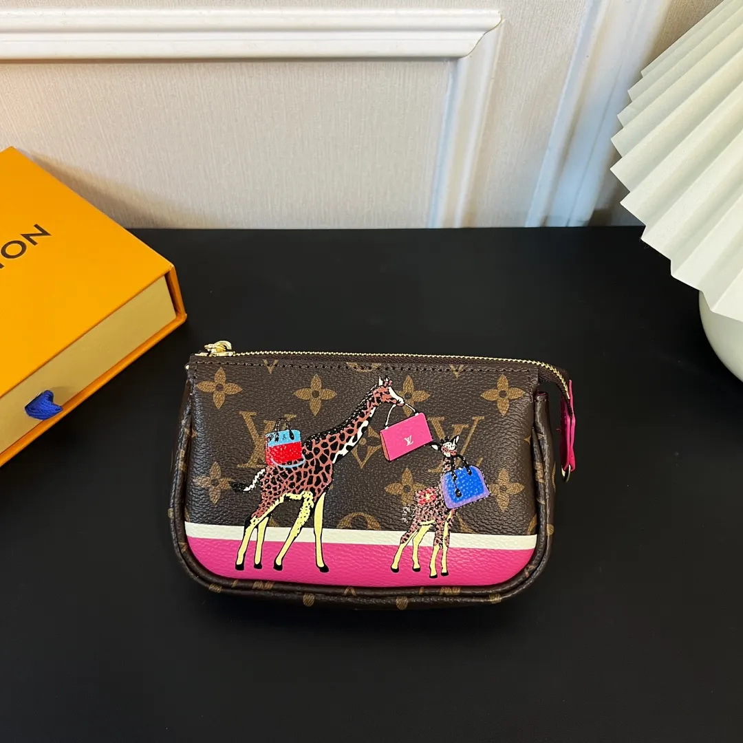 Louis Vuitton Chain Bag Canvas