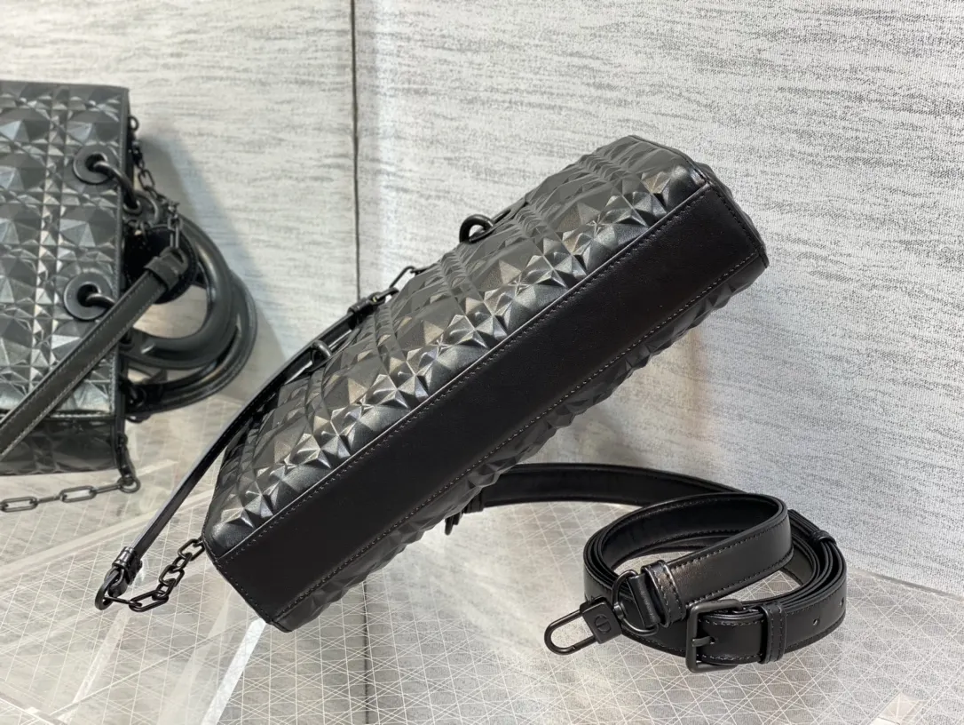 Dior 牛皮 进口 牛皮钻石横款戴妃包 全新D 手提包 通勤手提款