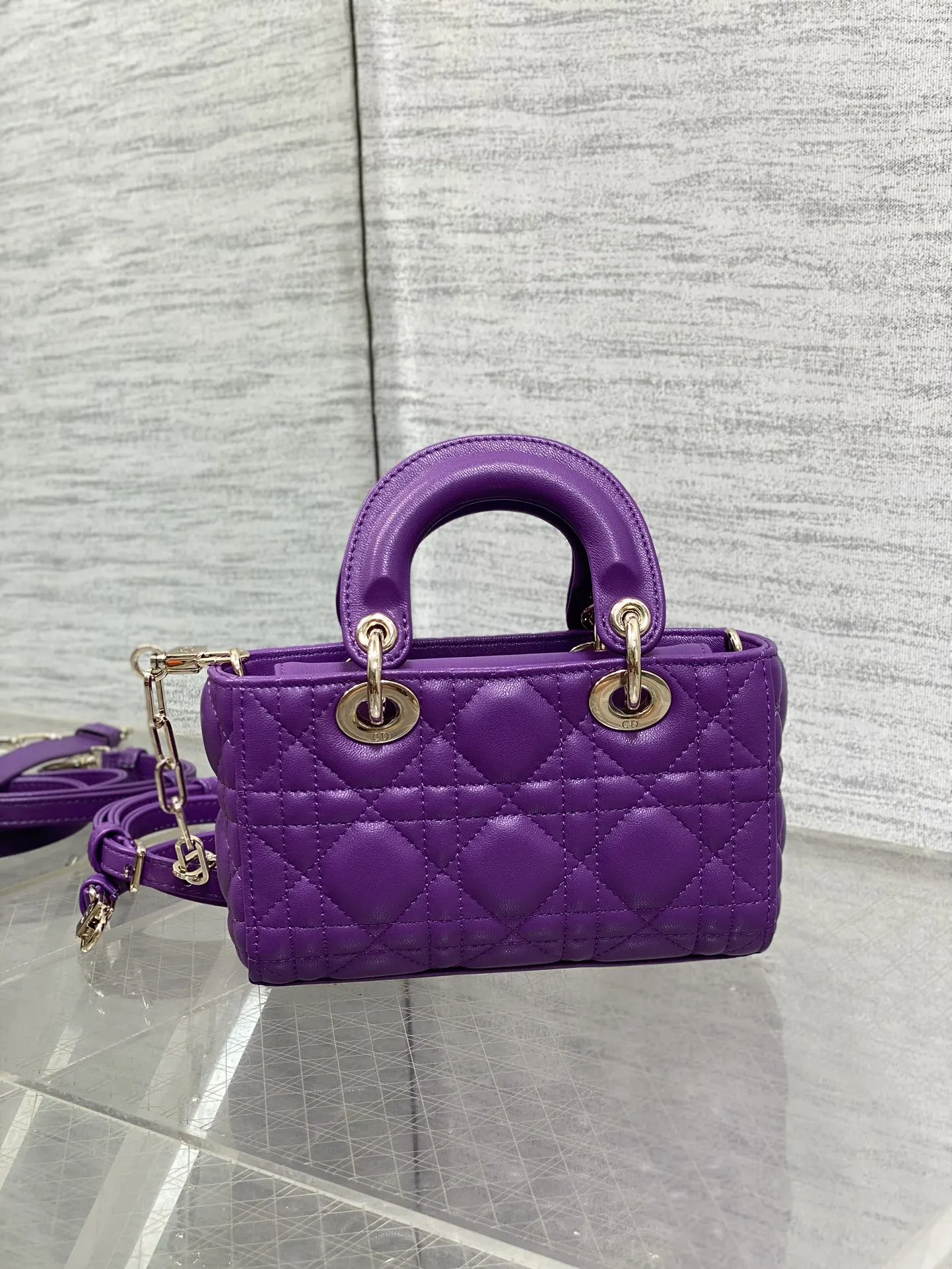 Dior 紫色 羊皮 进口 羊皮横款迷你戴妃包 紫色D Joy bag羊 鏈條包 精致鏈條款