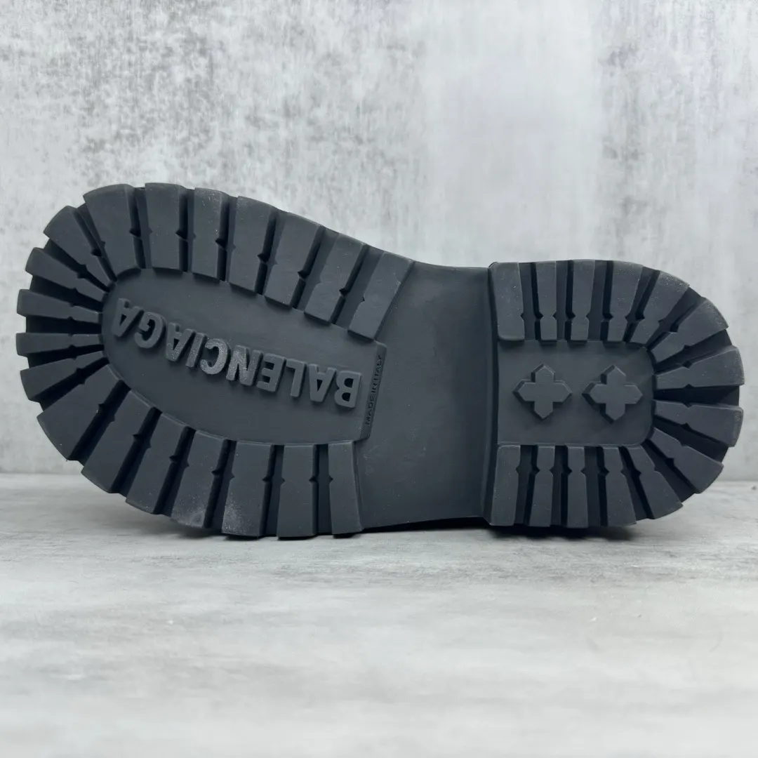 Balenciaga 靴子 休闲运动