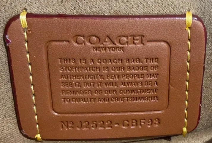Coach 粉色 金色 牛皮 收纳包 旅行收纳款
