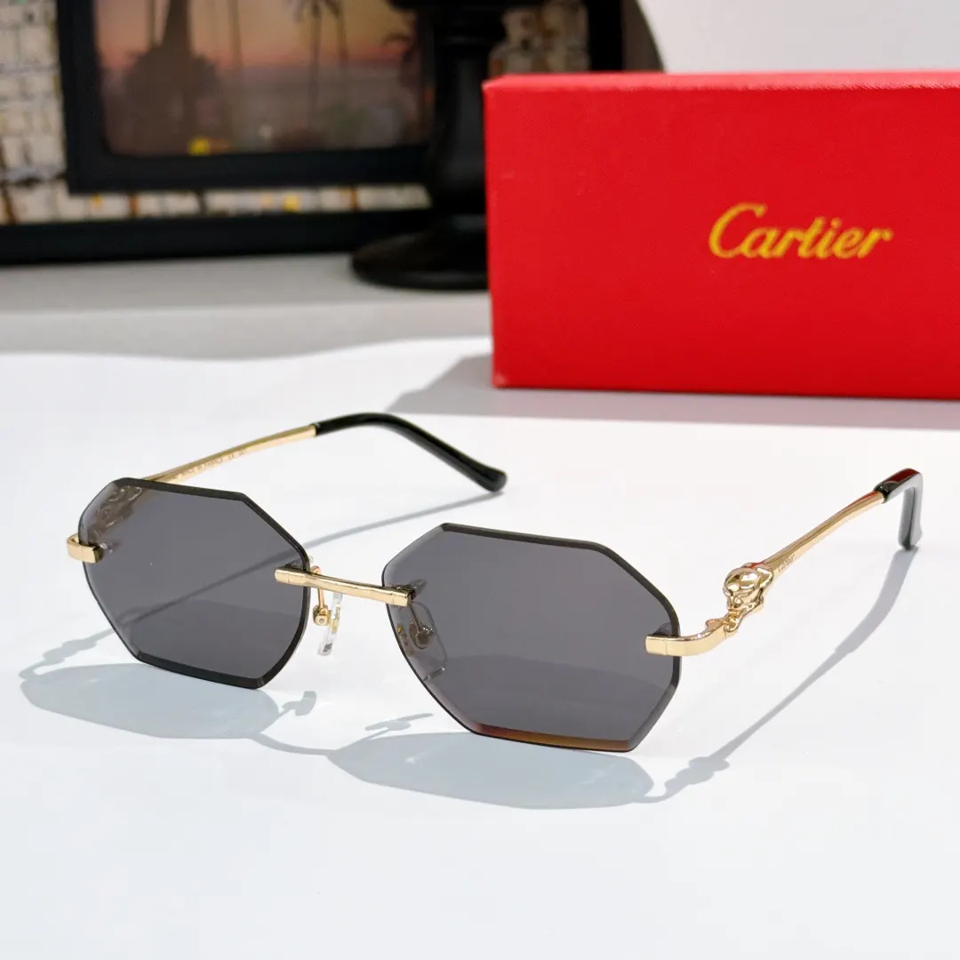 Cartier 墨镜 时尚防晒款 款20