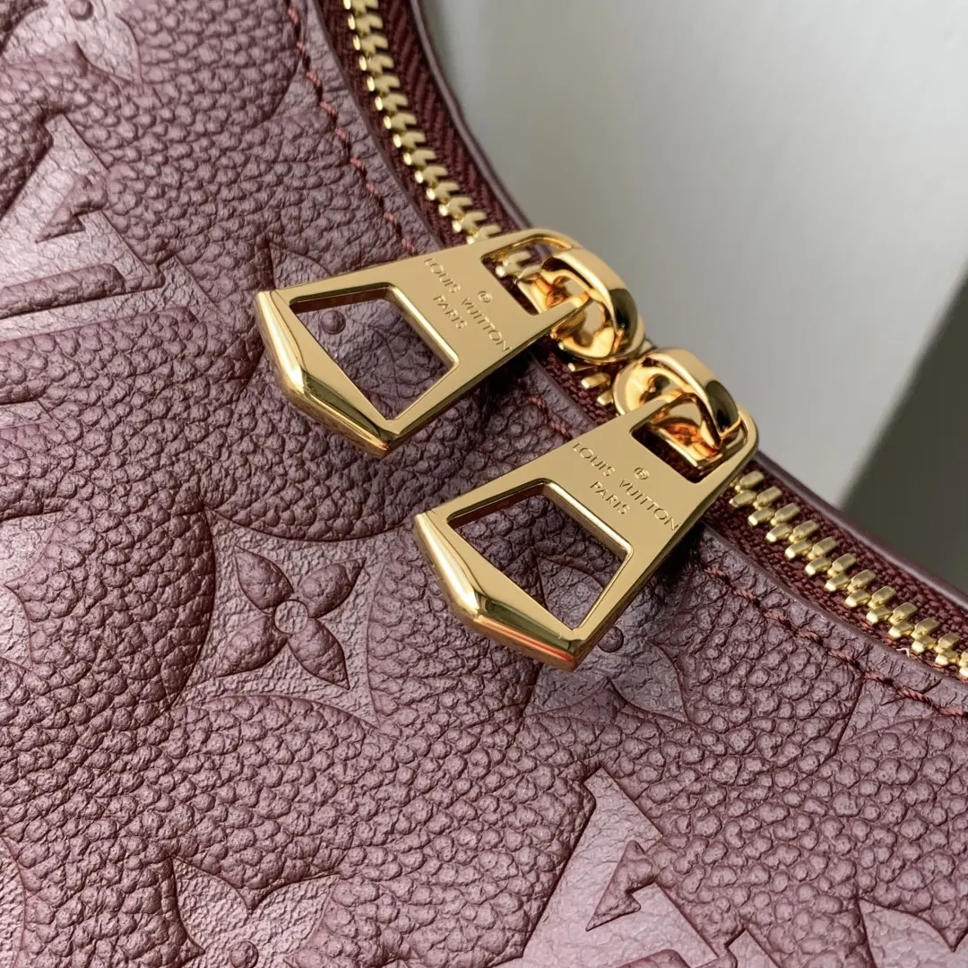 Red Chain Bag