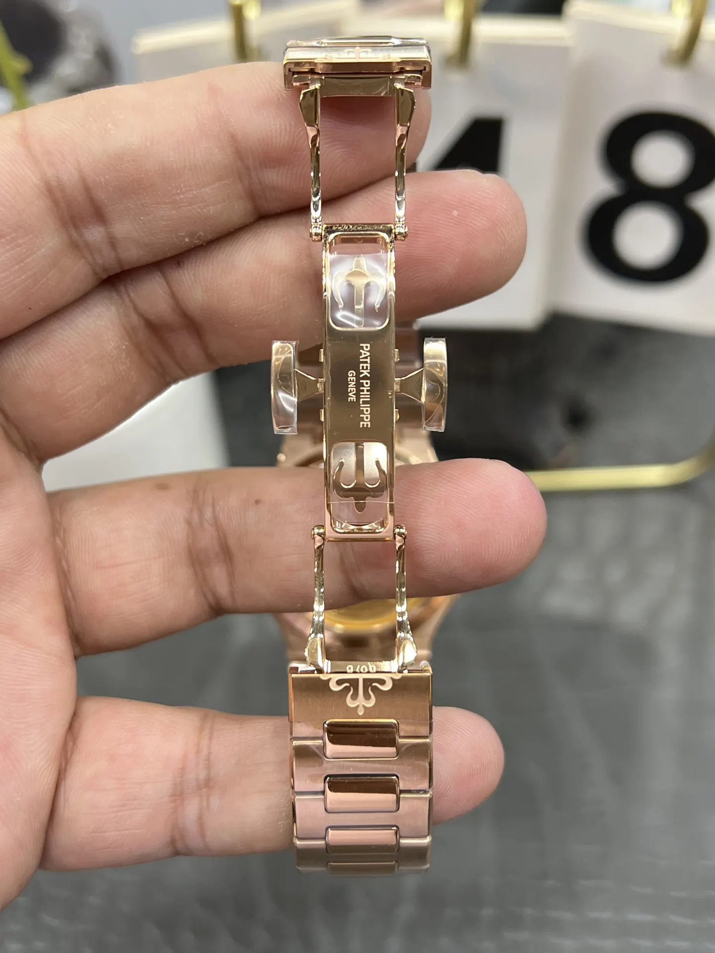 Patek Philippe 手錶 經典腕表款(數字8) Patek Philippe 手錶 經典腕表款(數字8)