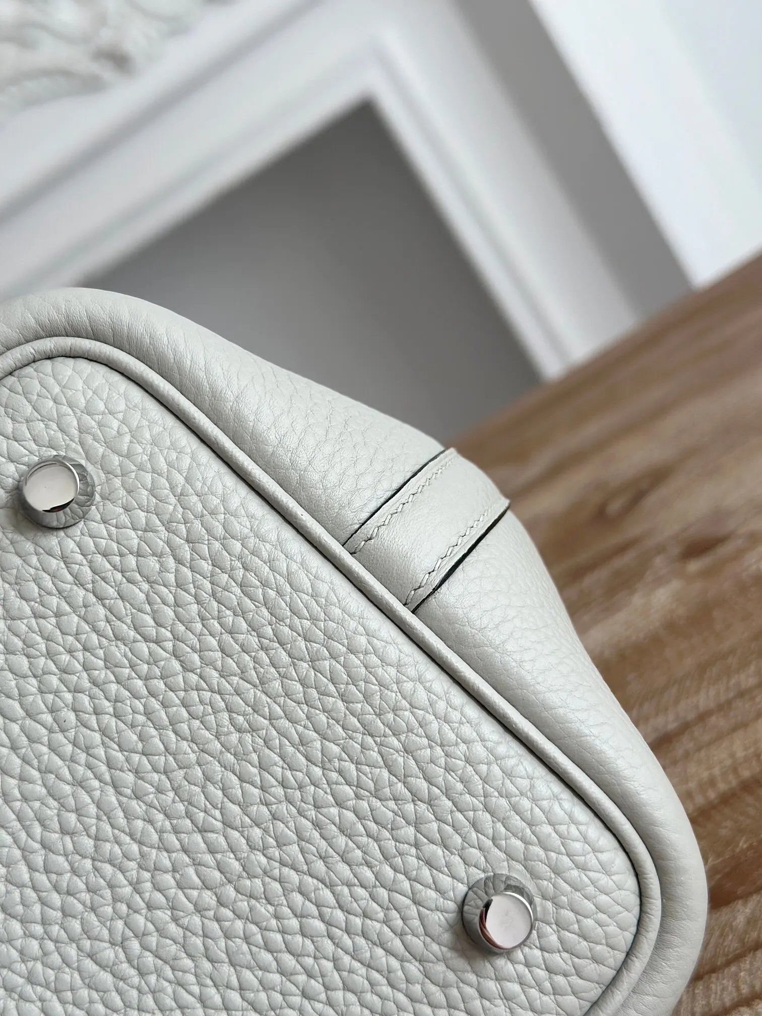Hermès 阿尔法米色 牛皮 手提包 18cm