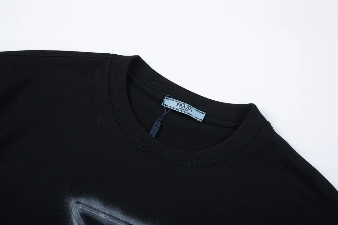Prada T-Shirt Cotton Embroidered